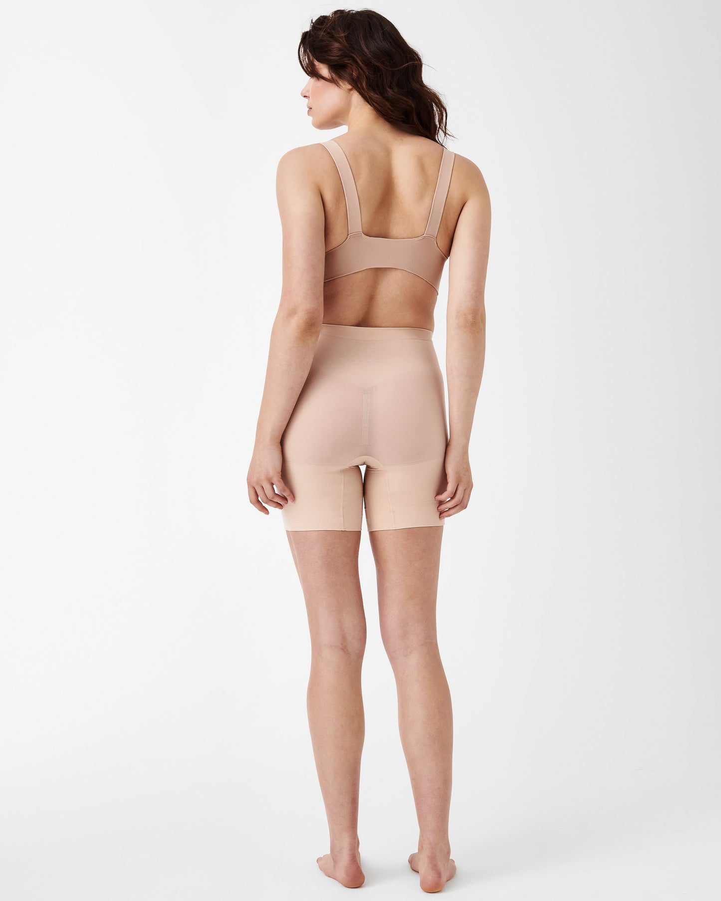 LUKUSAFIsculpt™ Seamless Power Mid-Thigh Short
