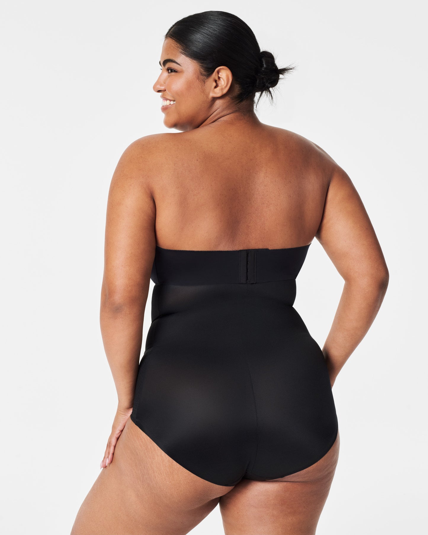 LUKUSAFIshape™ Invisible High-Waisted Brief