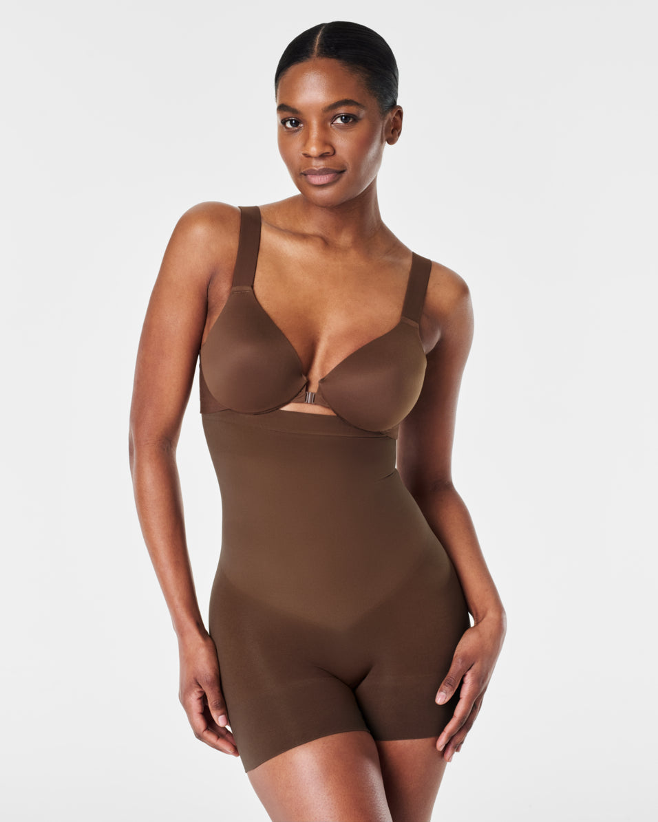 LUKUSAFIsculpt™ Seamless Power High-Waisted Shorty
