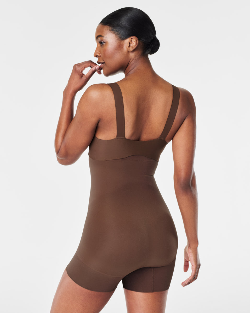 LUKUSAFIsculpt™ Seamless Power High-Waisted Shorty
