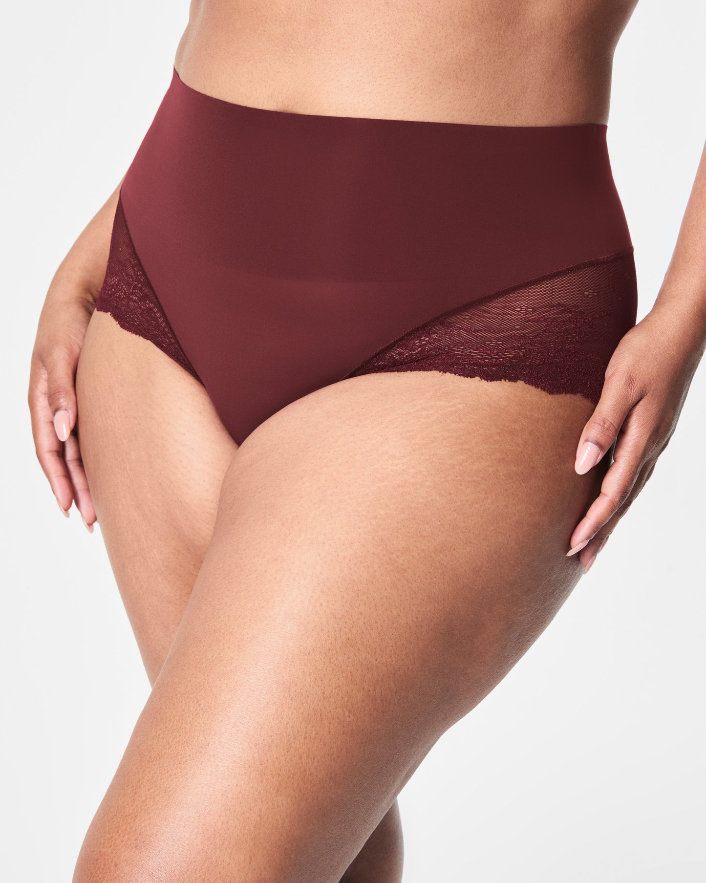 LUKUSAFIsupersmooth™ Undie-tectable® Lace Hi-Hipster