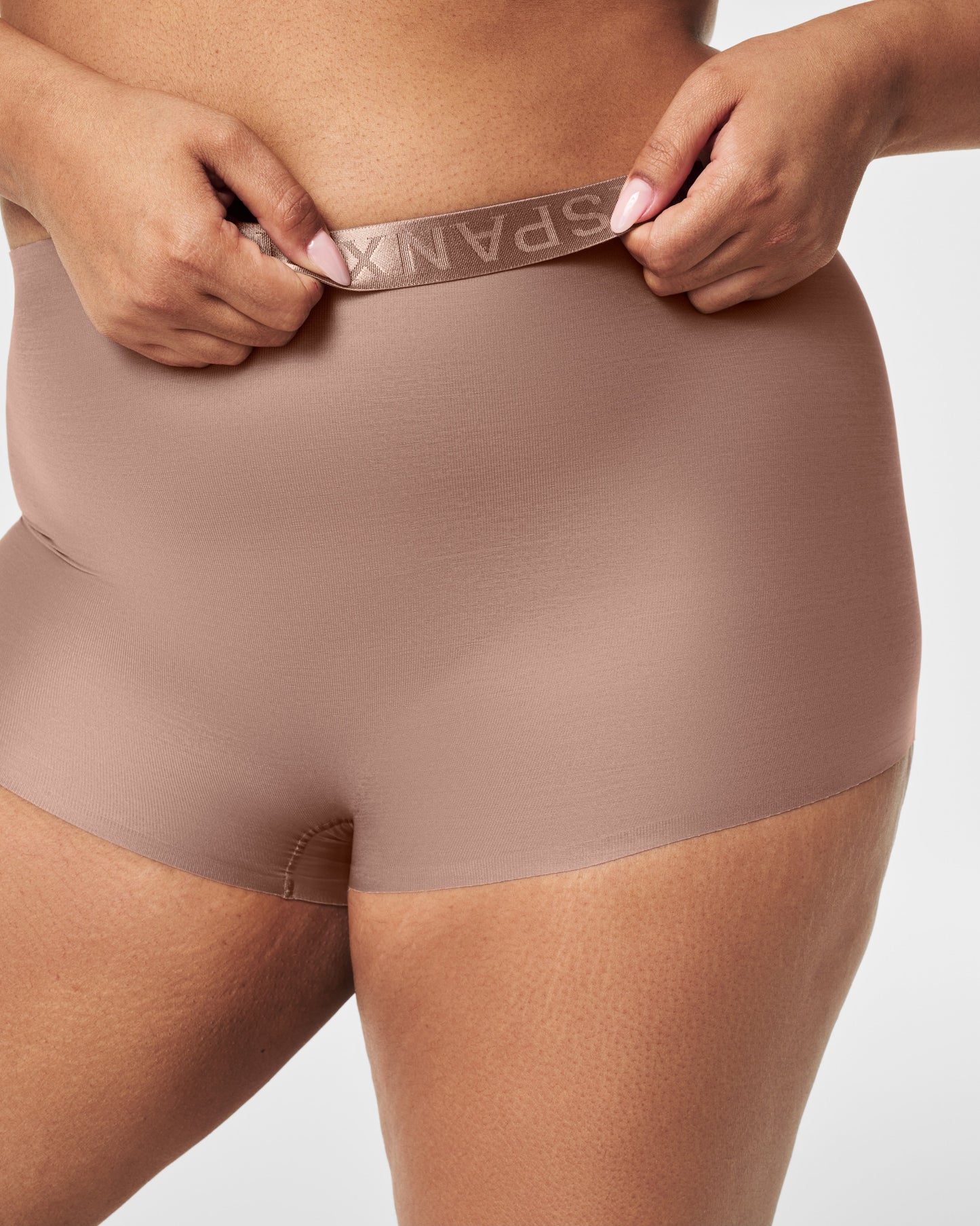 LUKUSAFIshape™ Sheer Control Boyshort