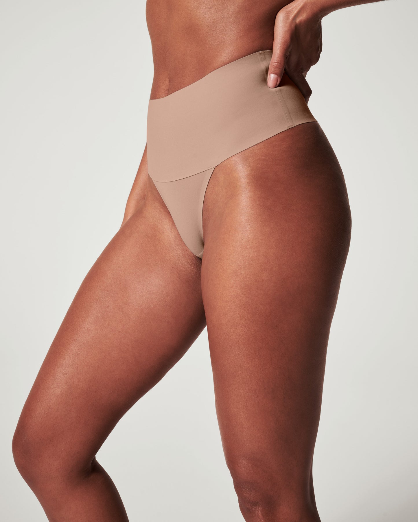 LUKUSAFIsupersmooth™ Undie-tectable® Thong