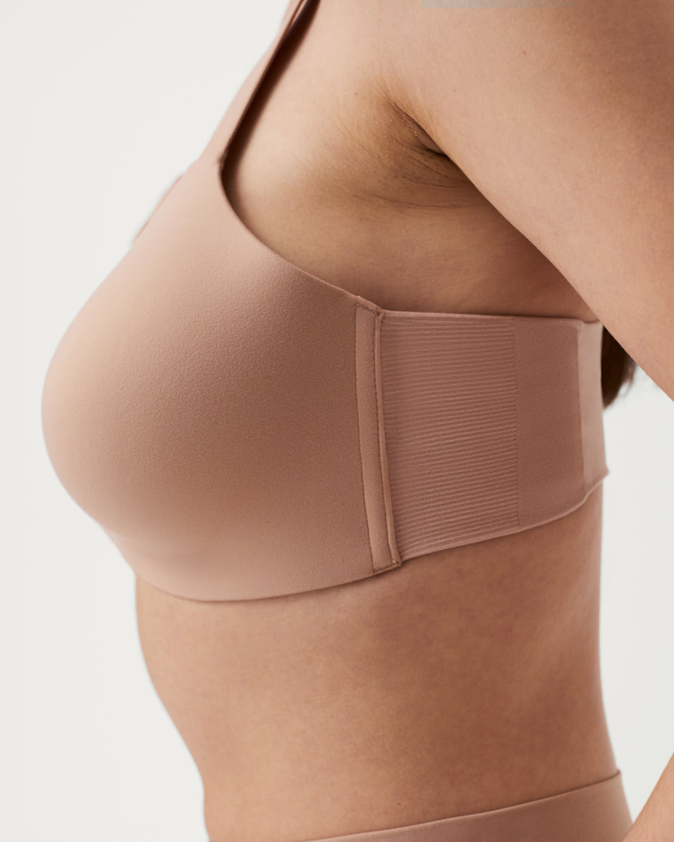 LUKUSAFIsmooth™ Bra-llelujah!® Lightly Lined Wireless Bra