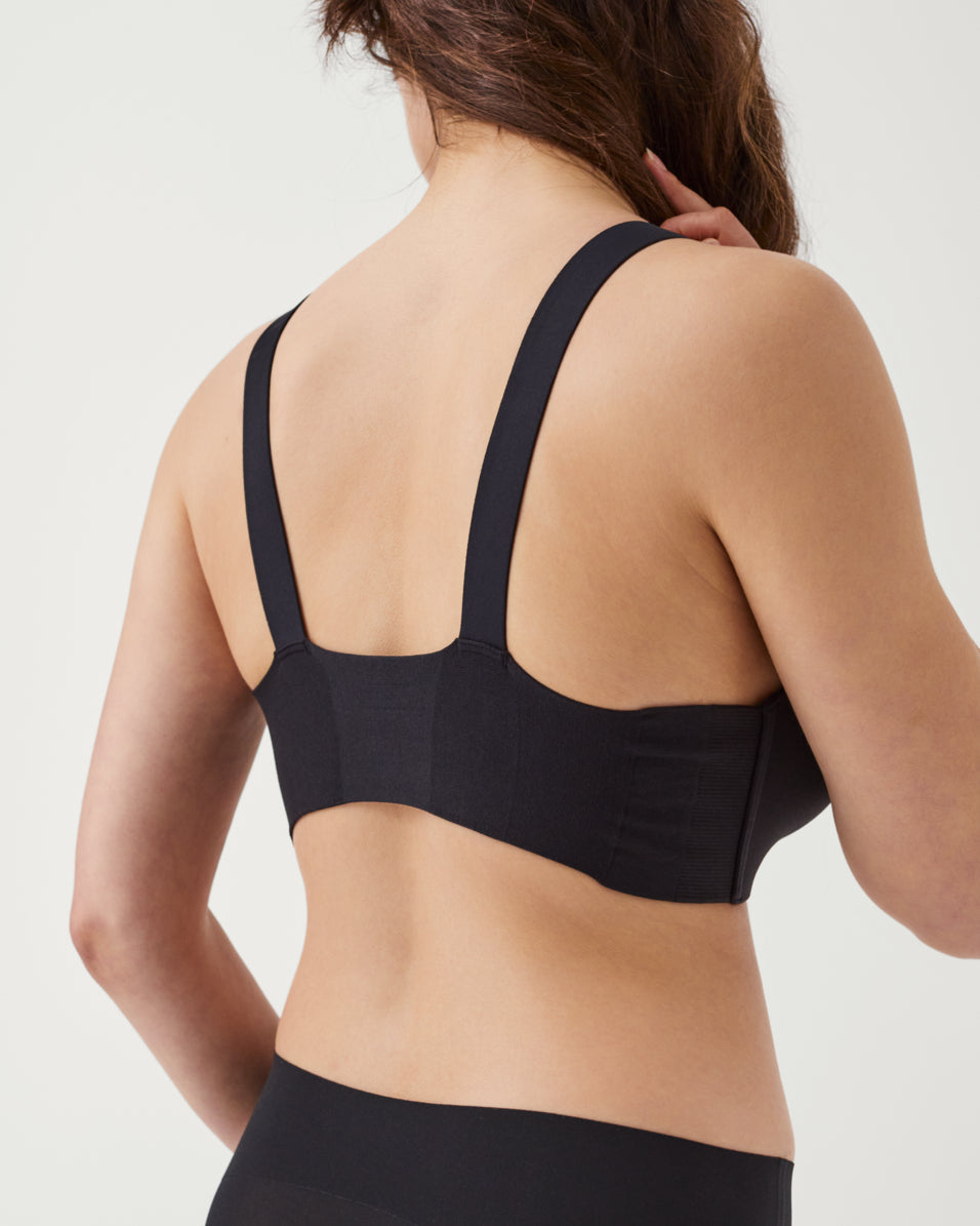 LUKUSAFIsmooth™ Bra-llelujah!® Lightly Lined Wireless Bra