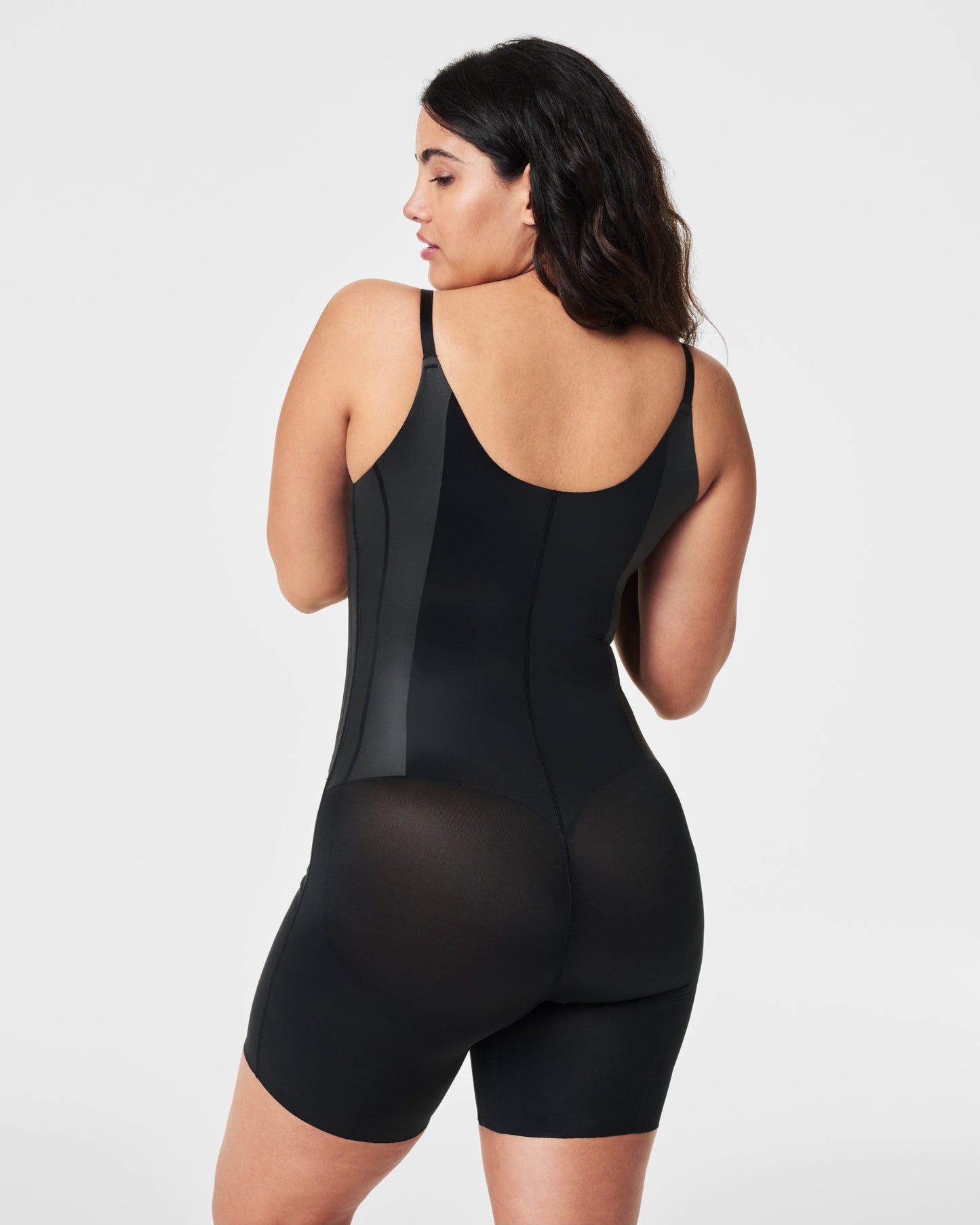 LUKUSAFIsupersculpt™ TotalContour Open-Bust Mid-Thigh Bodysuit
