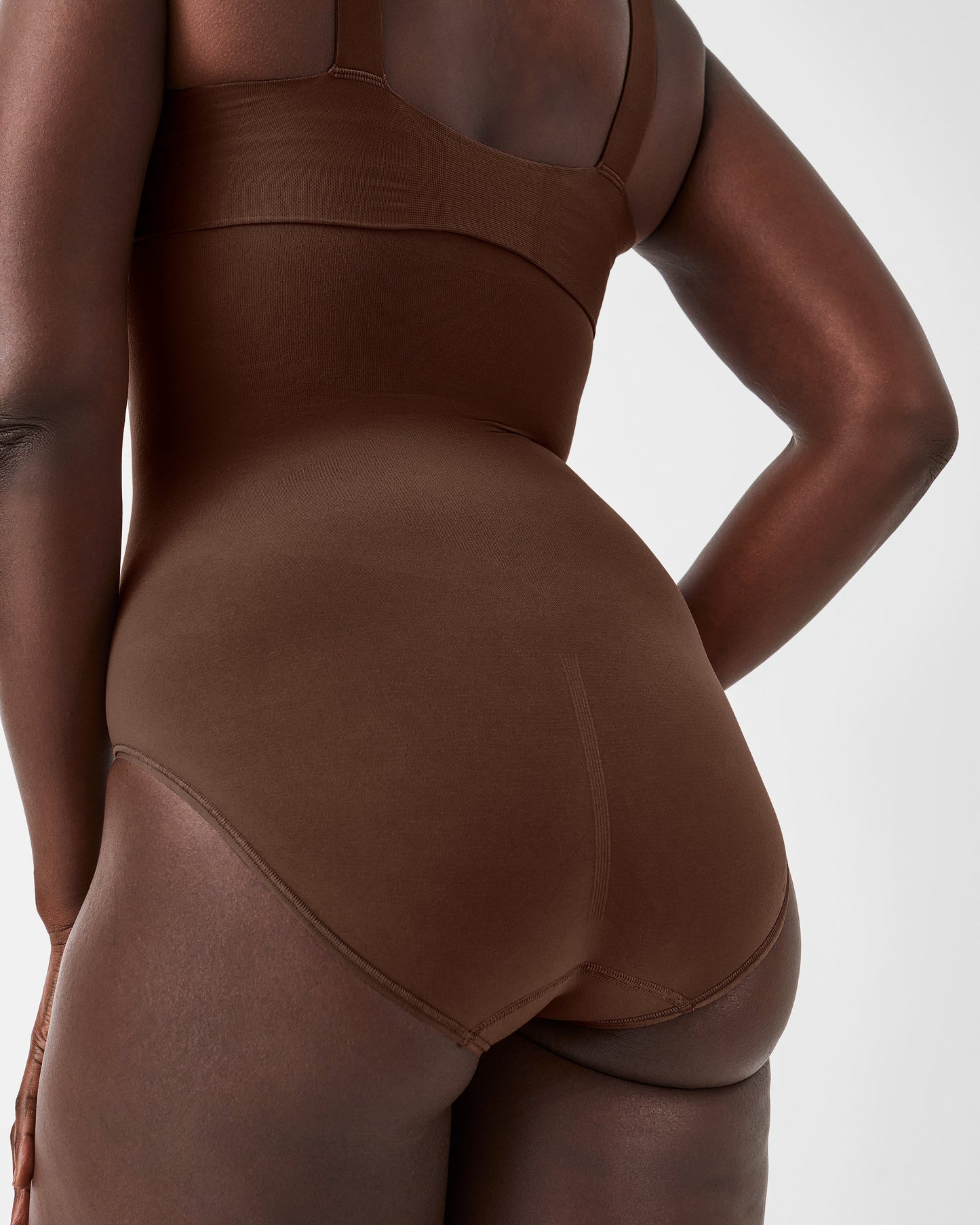 LUKUSAFIsculpt™ Seamless Power High-Waisted Brief