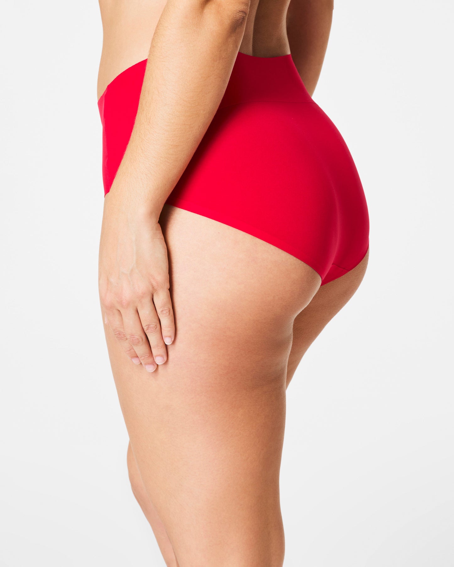 LUKUSAFIsupersmooth™ Undie-tectable® Hi-Leg Brief