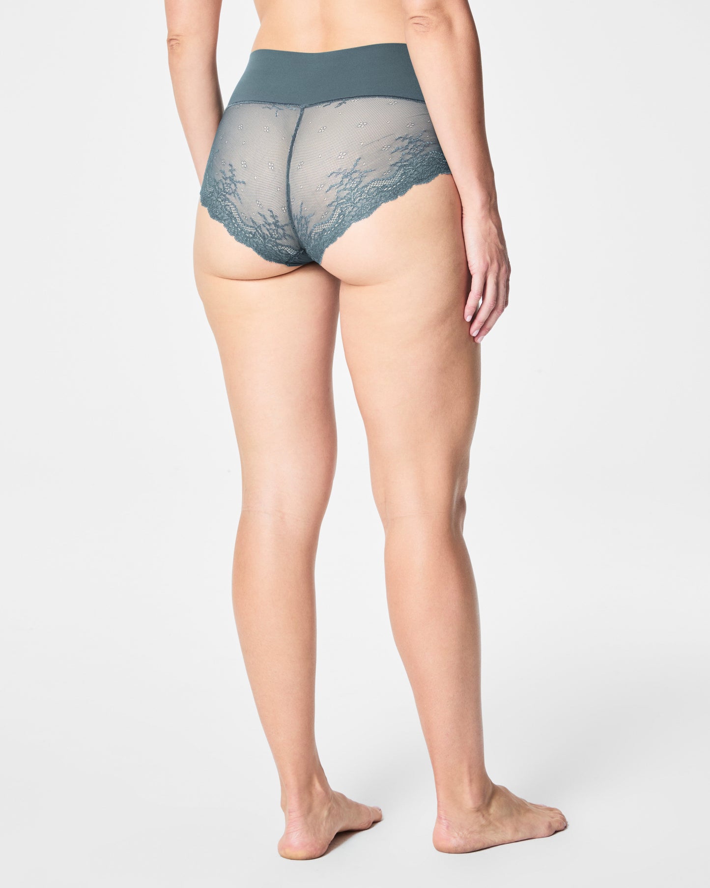 LUKUSAFIsupersmooth™ Undie-tectable® Lace Hi-Hipster