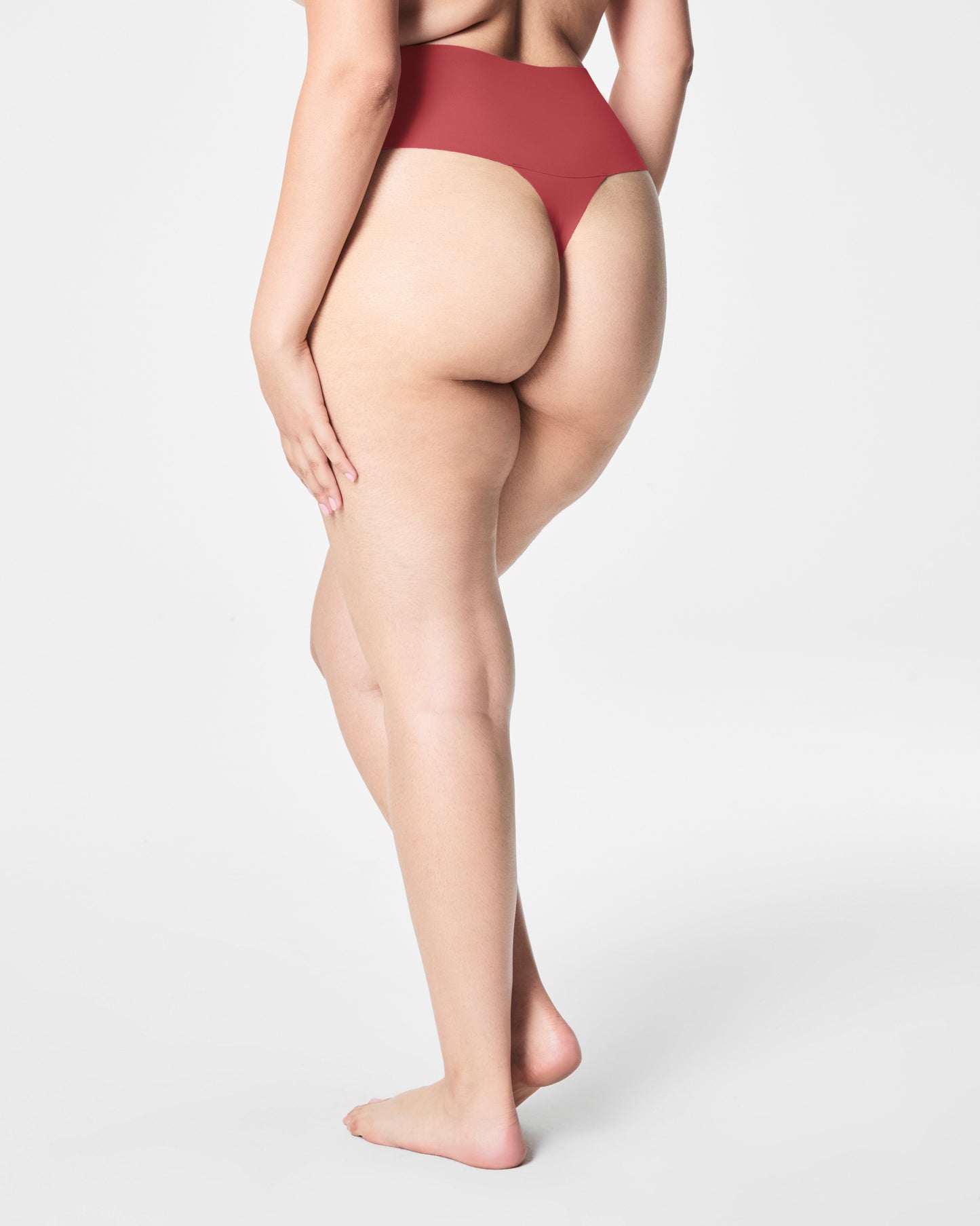 LUKUSAFIsupersmooth™ Undie-tectable® Thong