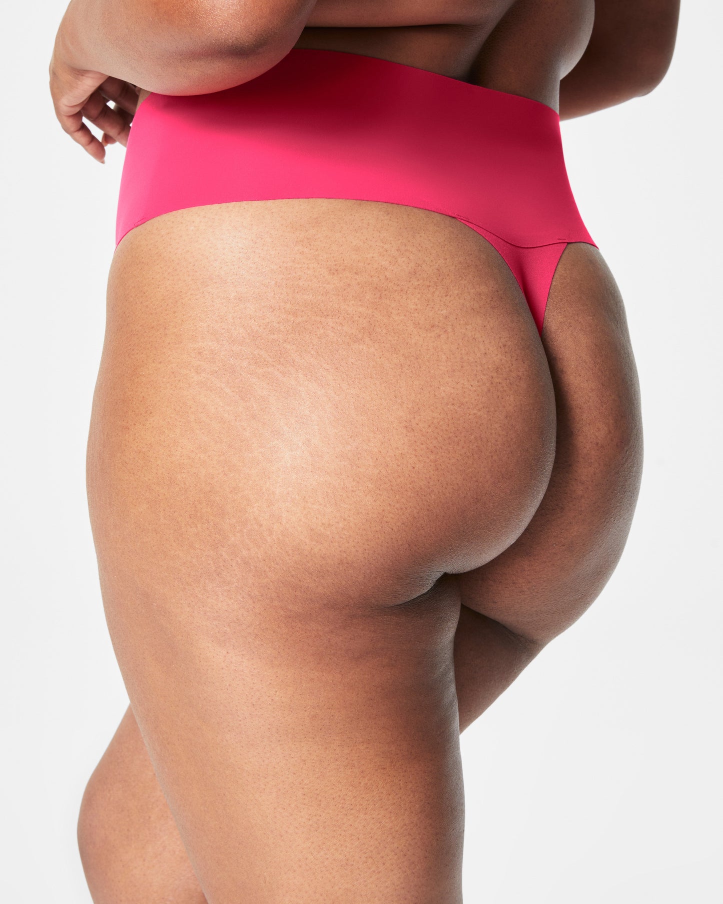 LUKUSAFIsupersmooth™ Undie-tectable® Thong