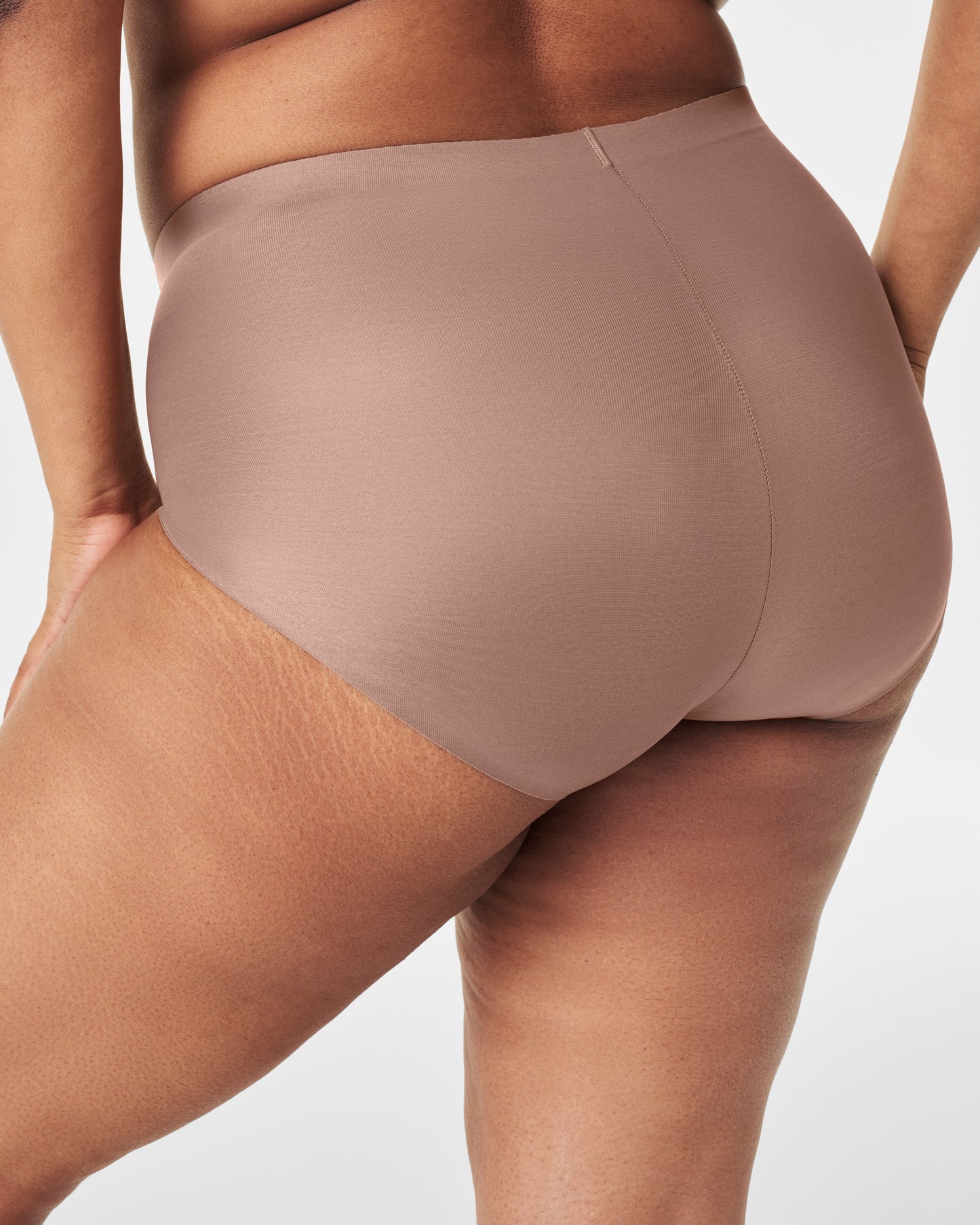 LUKUSAFIshape™ Sheer Control Brief