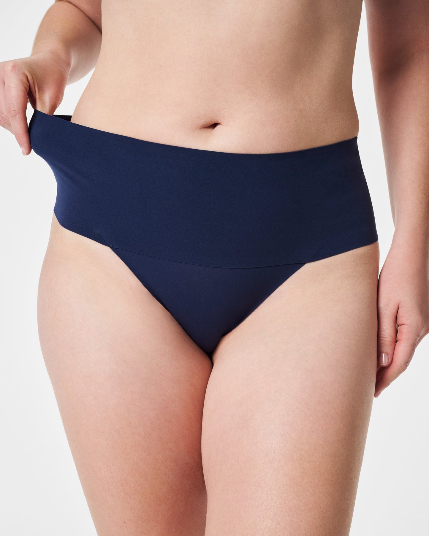 LUKUSAFIsupersmooth™ Undie-tectable® Thong