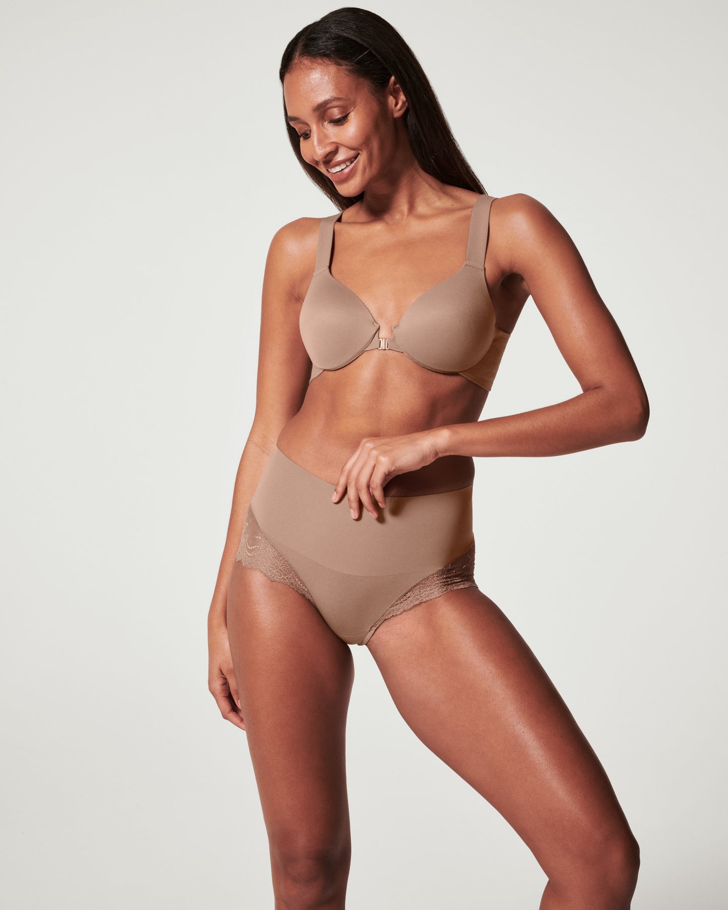 LUKUSAFIsupersmooth™ Undie-tectable® Lace Hi-Hipster