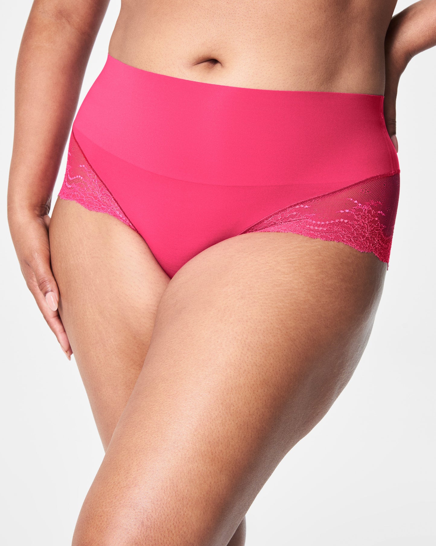 LUKUSAFIsupersmooth™ Undie-tectable® Lace Hi-Hipster