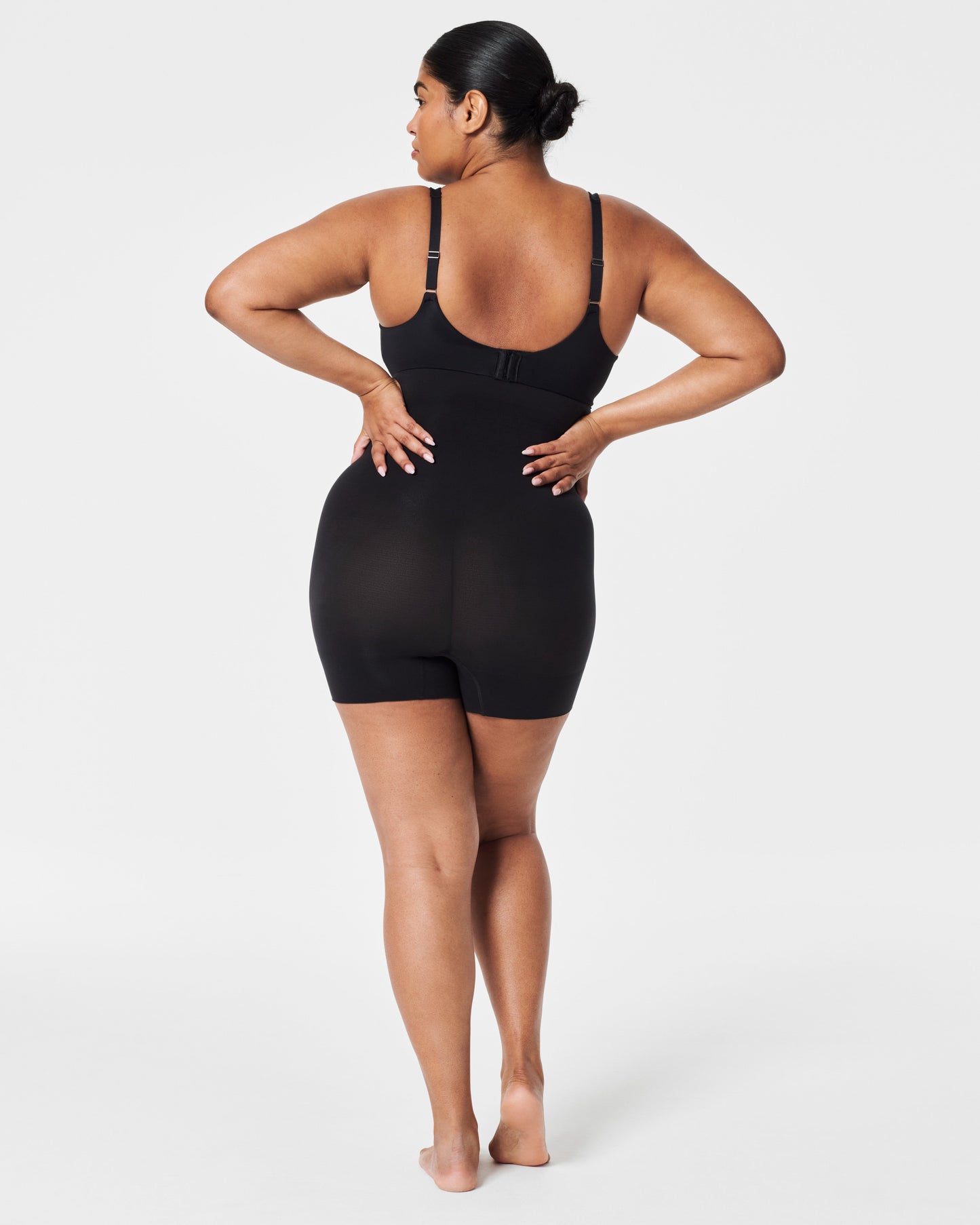 LUKUSAFIsculpt™ Seamless Power High-Waisted Shorty