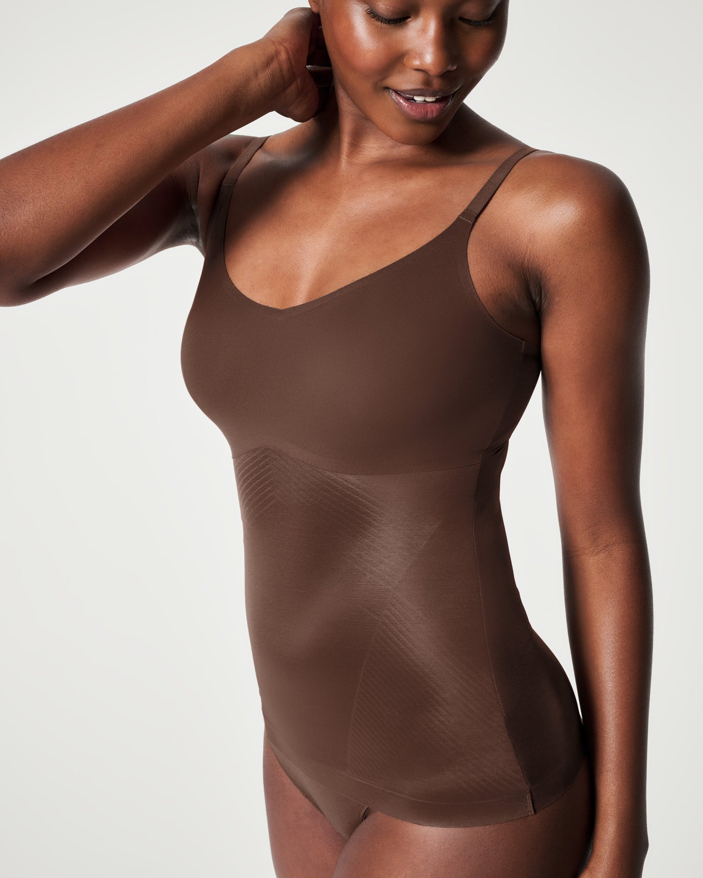 LUKUSAFIshape™ Invisible Cami