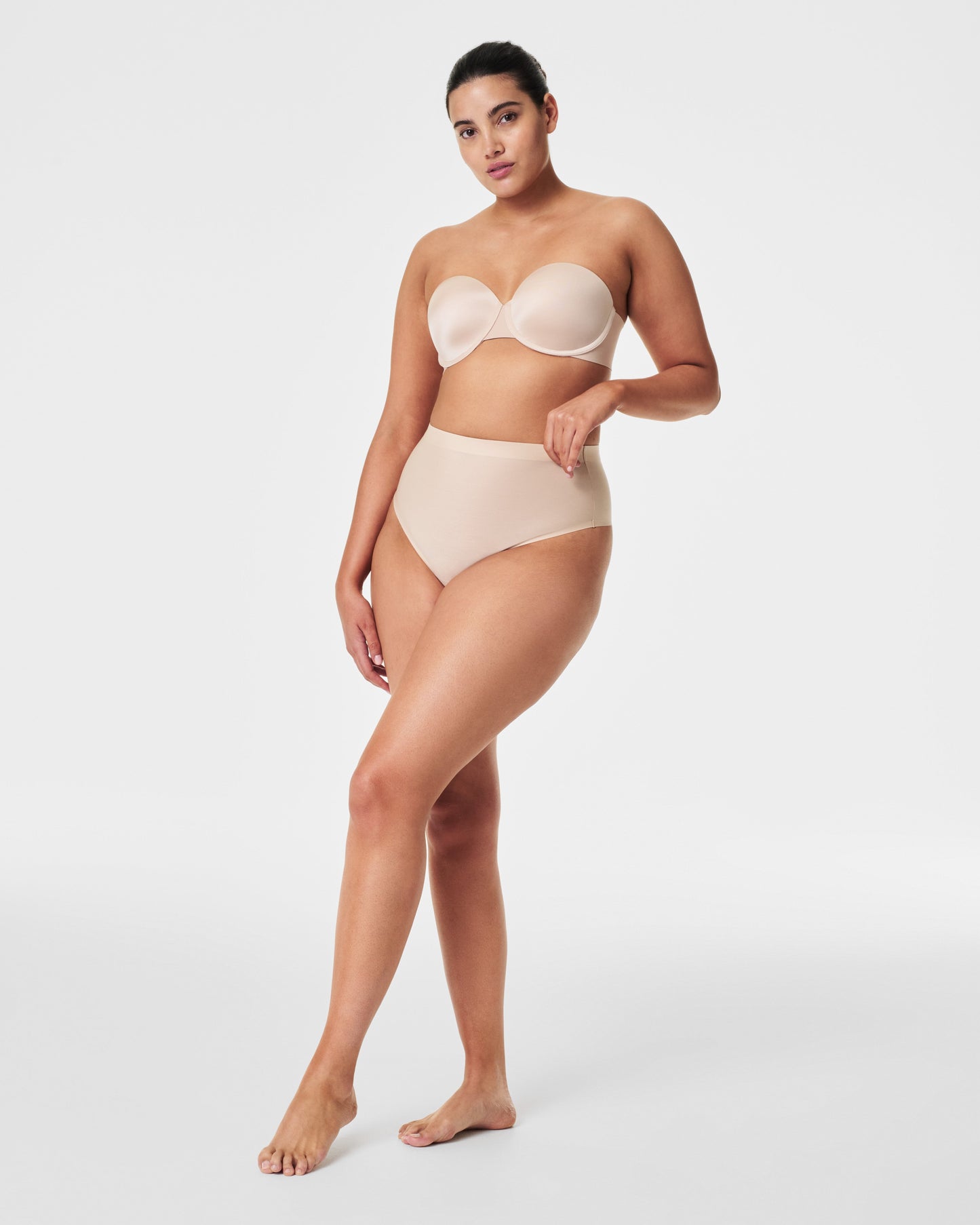 LUKUSAFIshape™ Sheer Control Thong