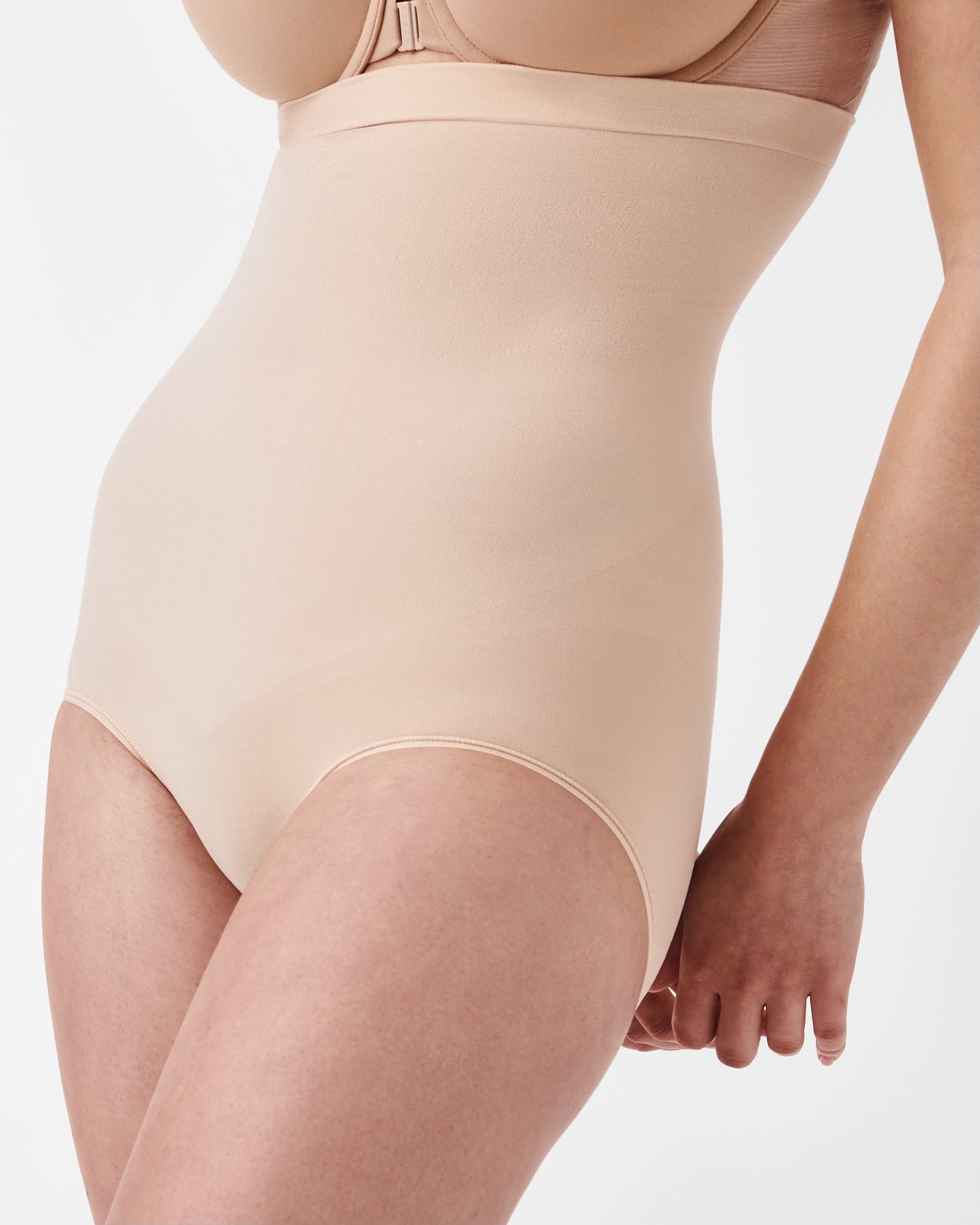 LUKUSAFIsculpt™ Seamless Power High-Waisted Brief