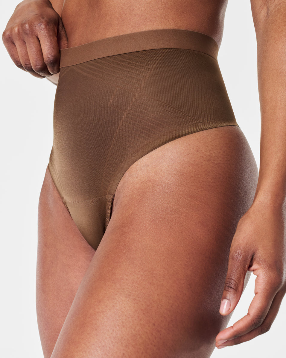 LUKUSAFIshape™ Invisible Thong