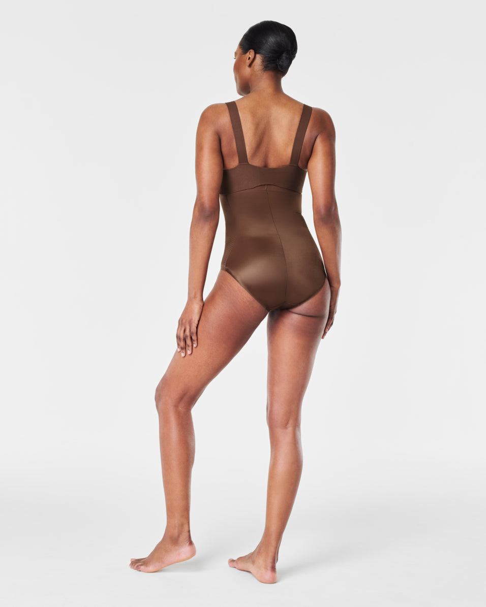 LUKUSAFIshape™ Invisible High-Waisted Brief