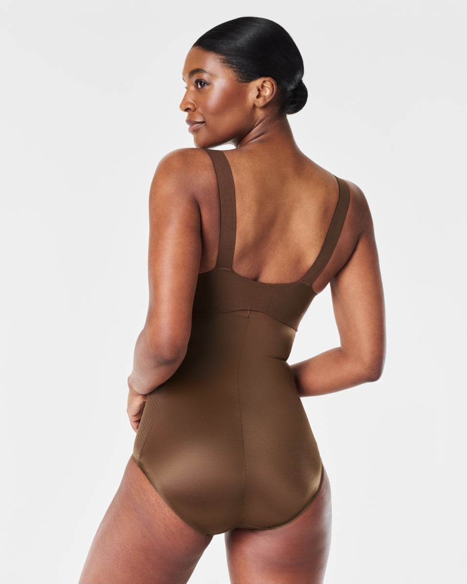 LUKUSAFIshape™ Invisible High-Waisted Brief