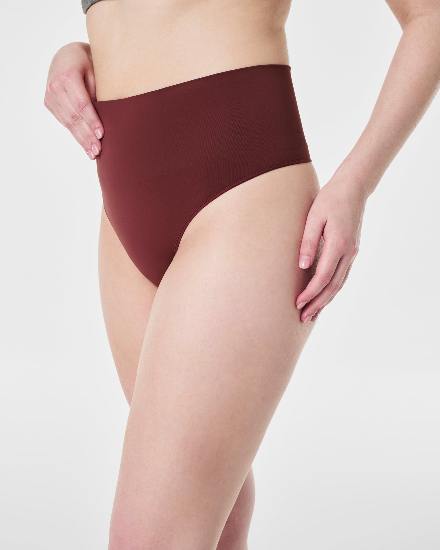 LUKUSAFIshape™ ExtraOrdinary Thong