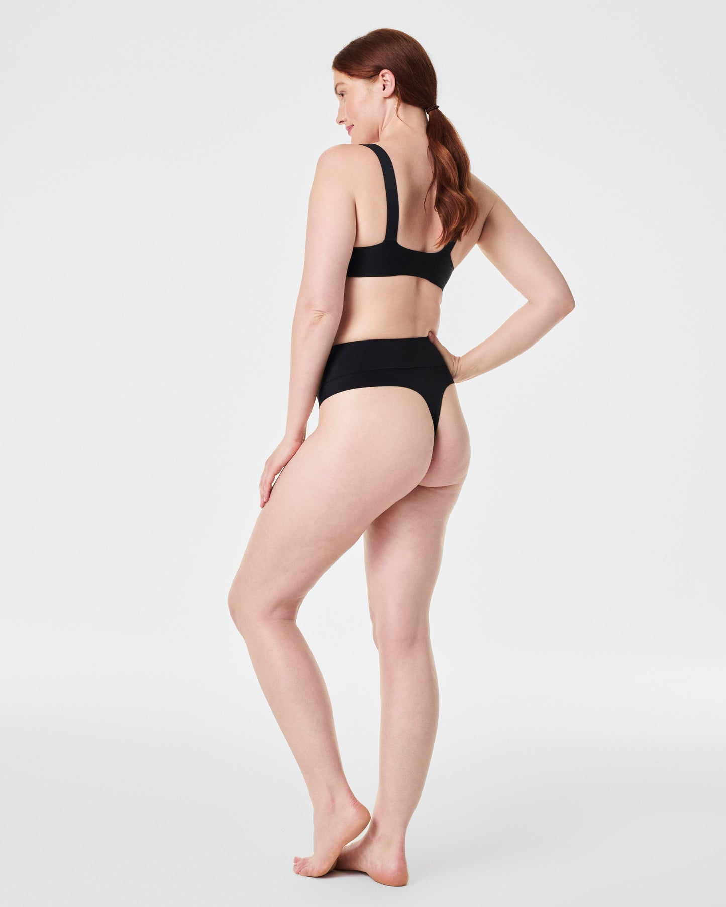 LUKUSAFIsupersmooth™ Contouring Thong