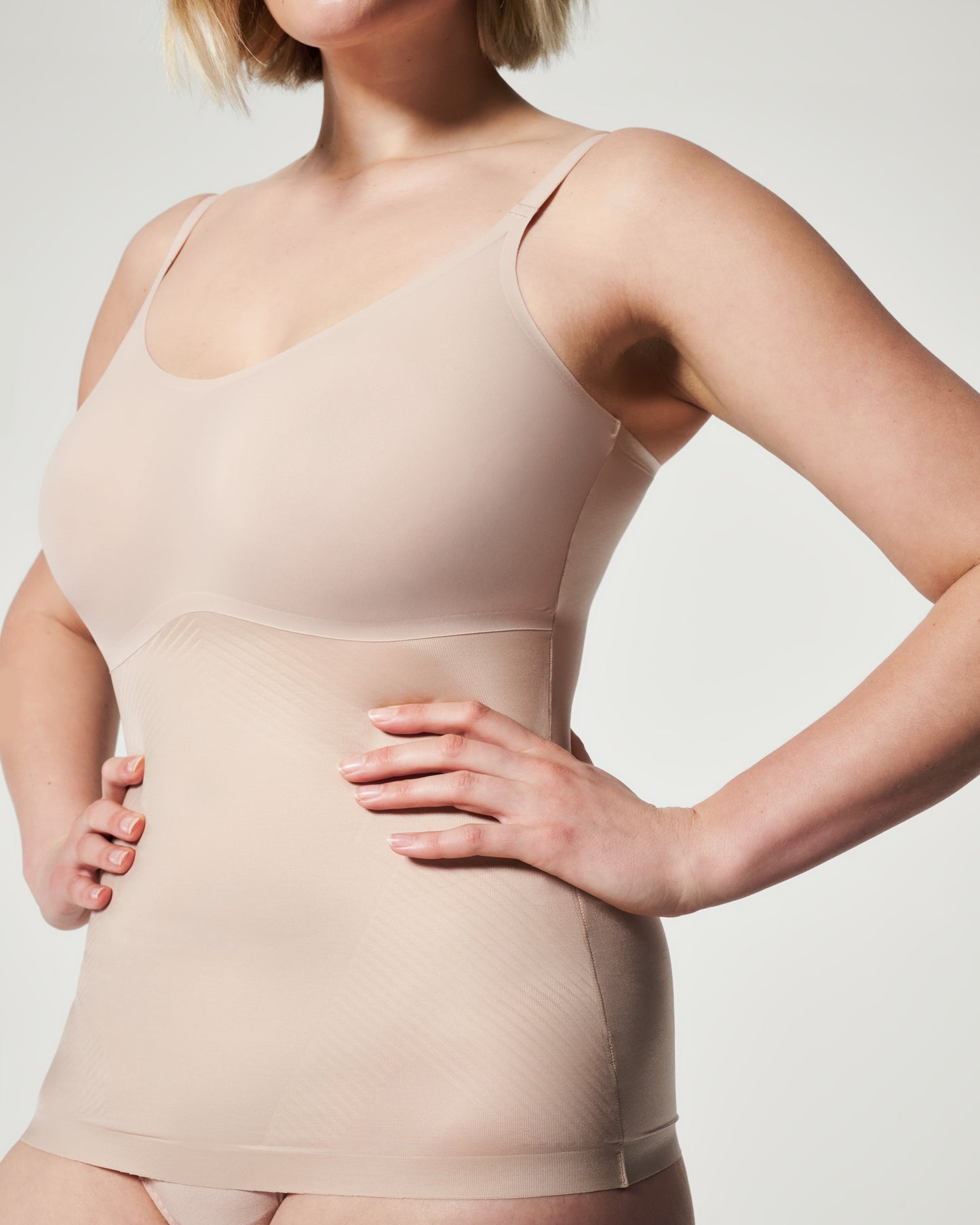 LUKUSAFIshape™ Invisible Cami