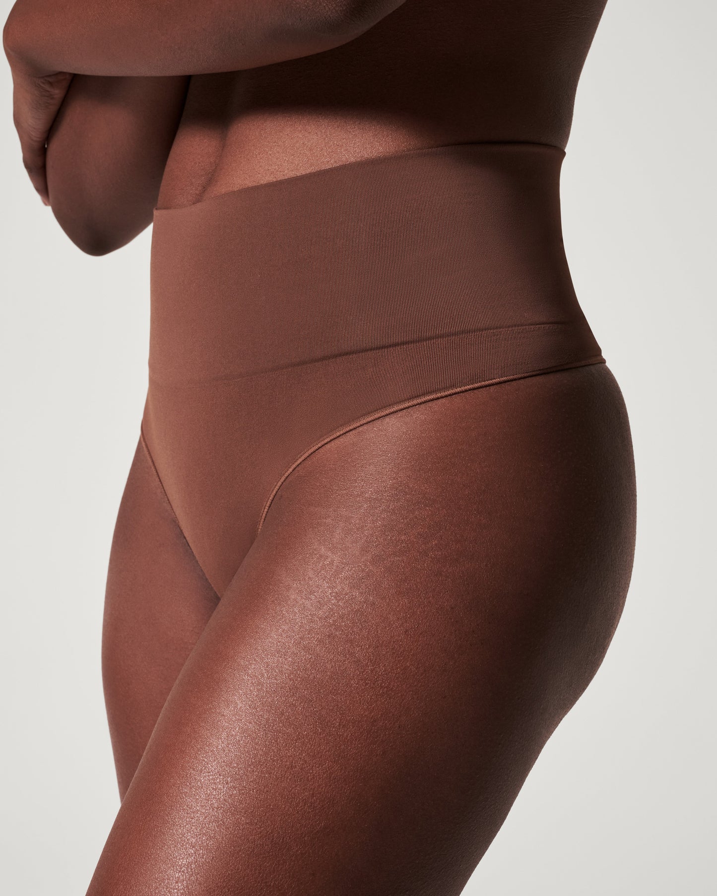 LUKUSAFIshape™ ExtraOrdinary Thong