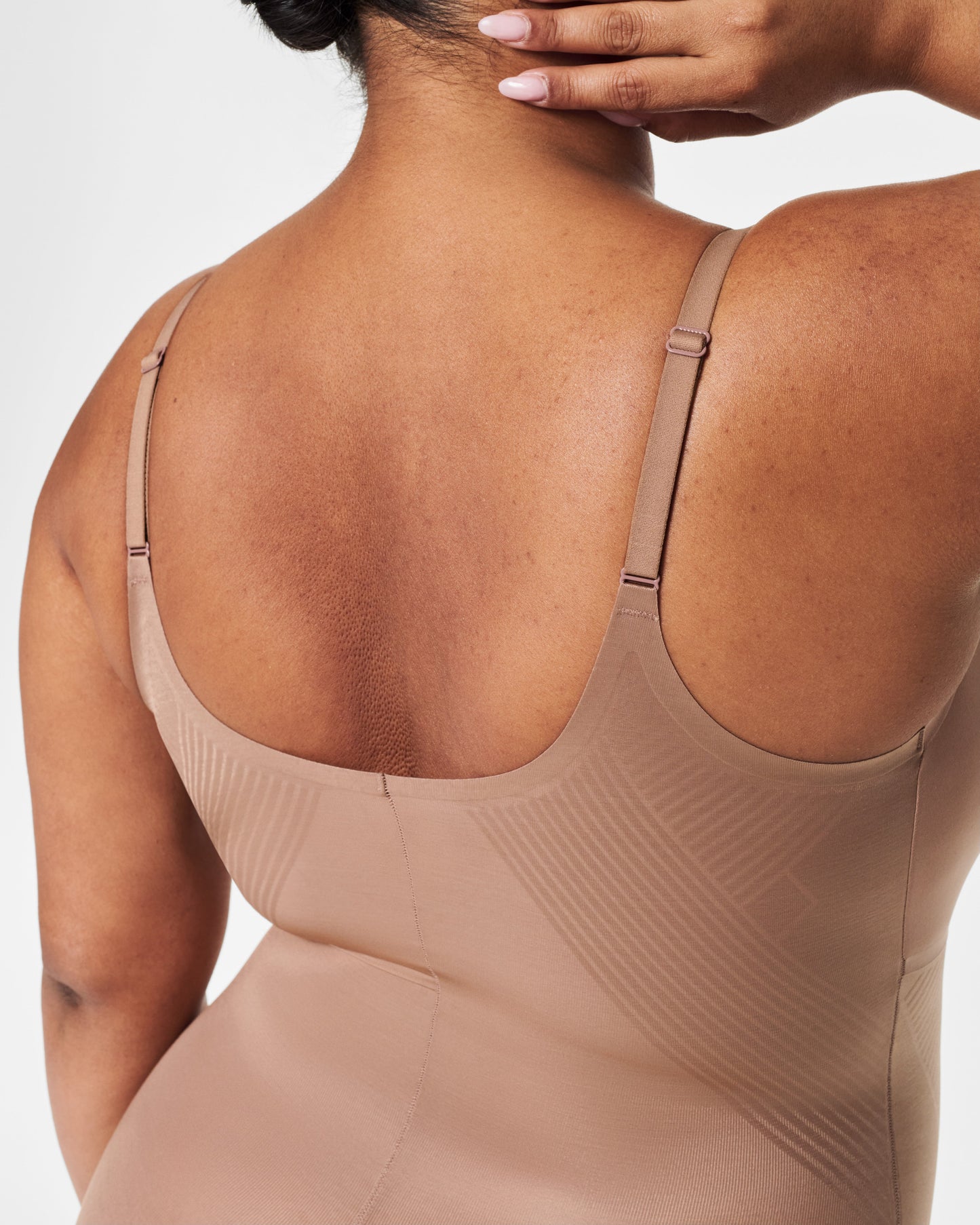 LUKUSAFIshape™ Invisible Mid-Thigh Bodysuit