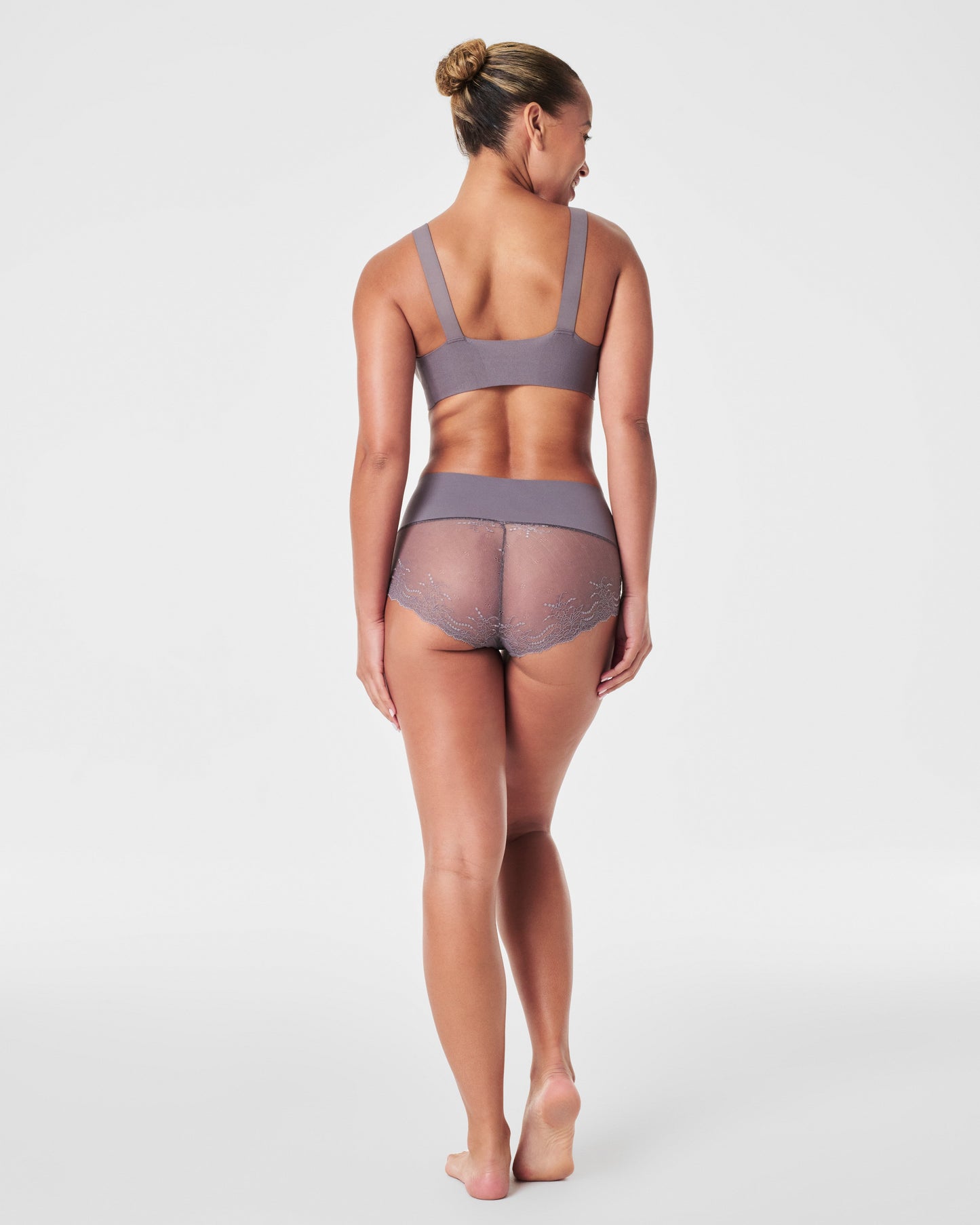 LUKUSAFIsupersmooth™ Undie-tectable® Lace Hi-Hipster
