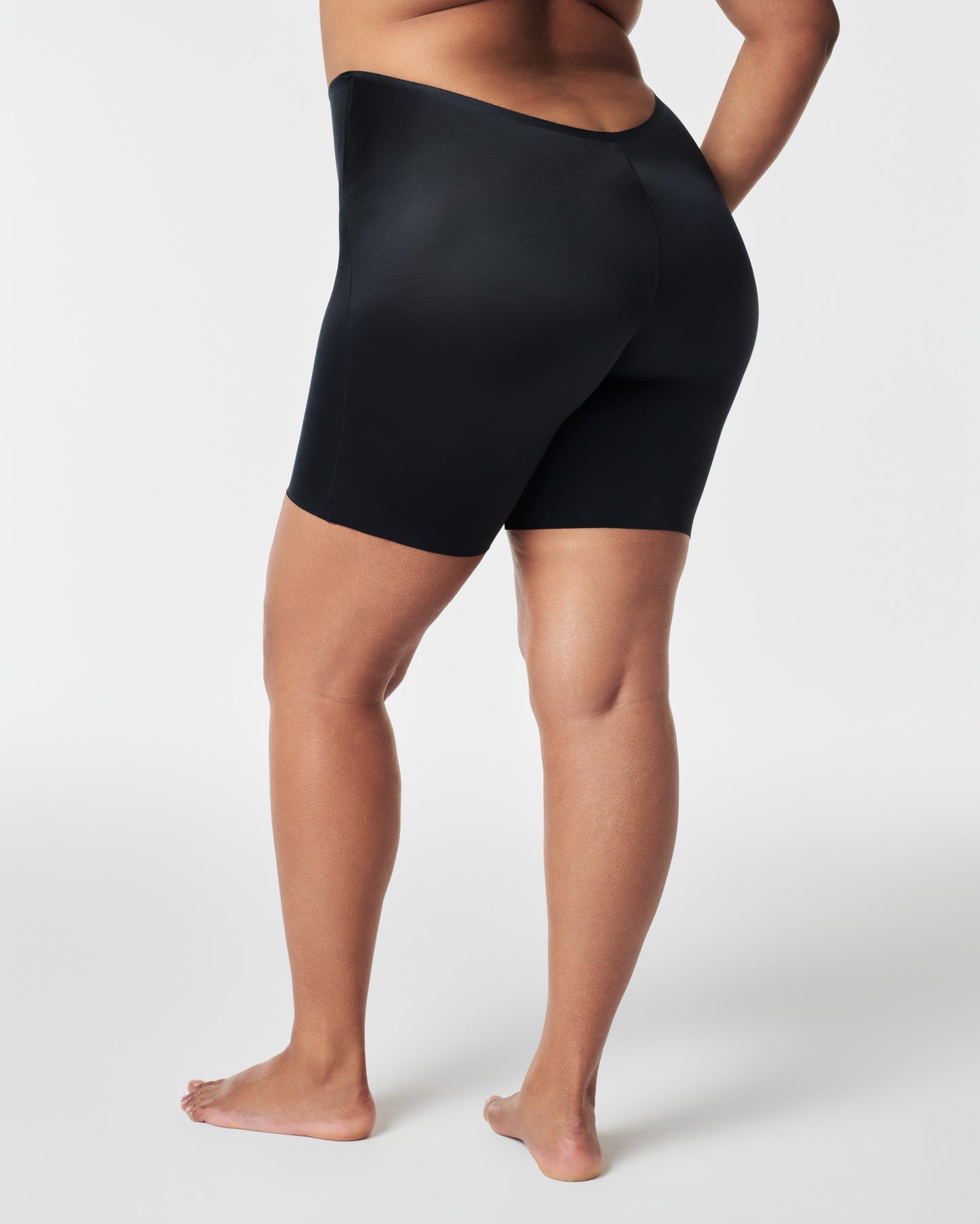 LUKUSAFIsupershape™ Suit Your Fancy Low-Back Mid-Thigh Short