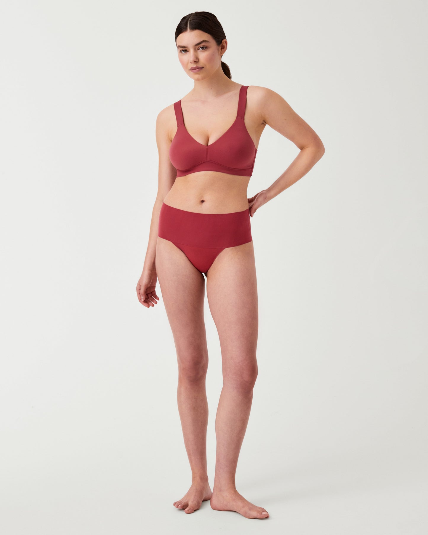LUKUSAFIsupersmooth™ Undie-tectable® Thong