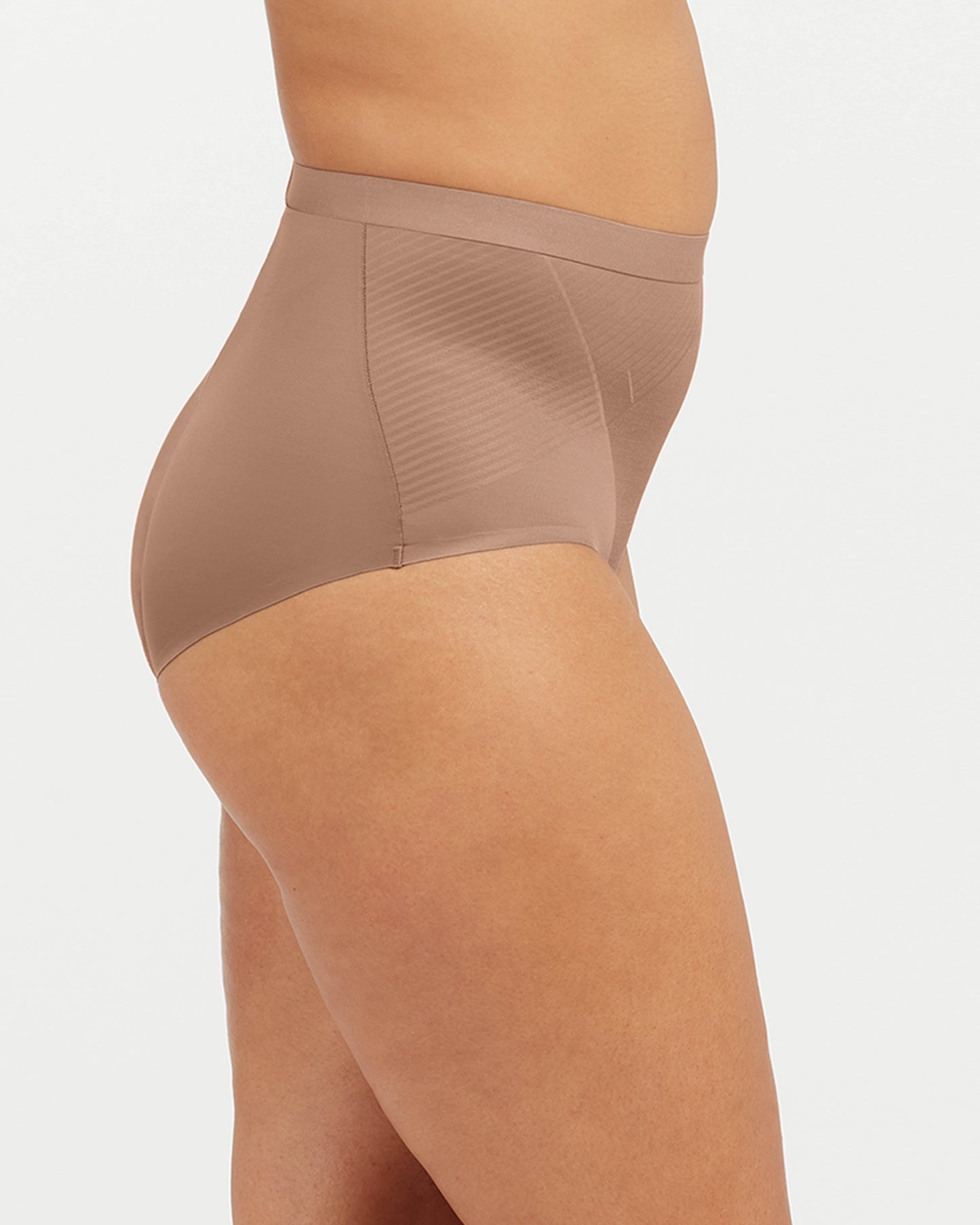LUKUSAFIshape™ Invisible Brief