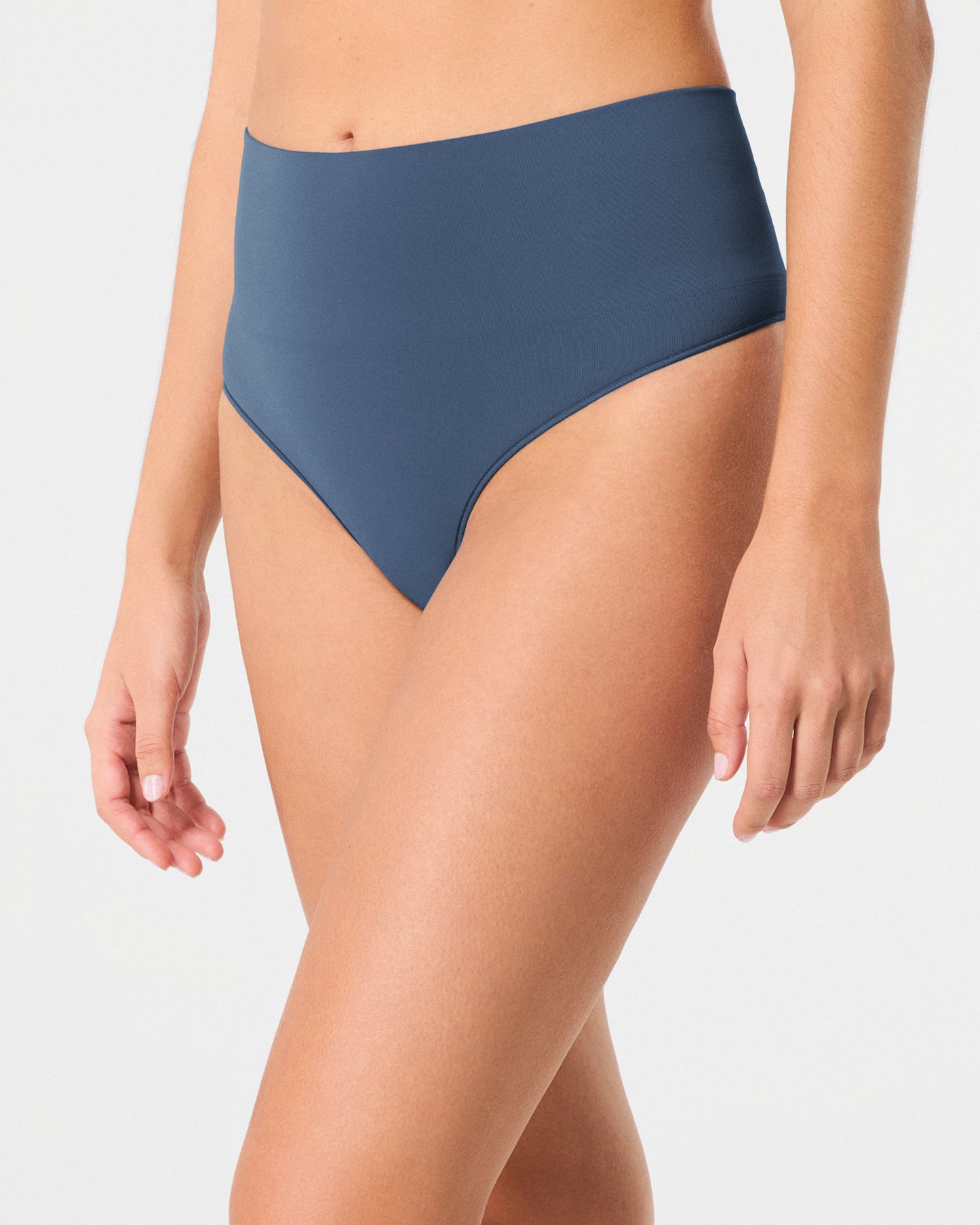 LUKUSAFIshape™ ExtraOrdinary Thong