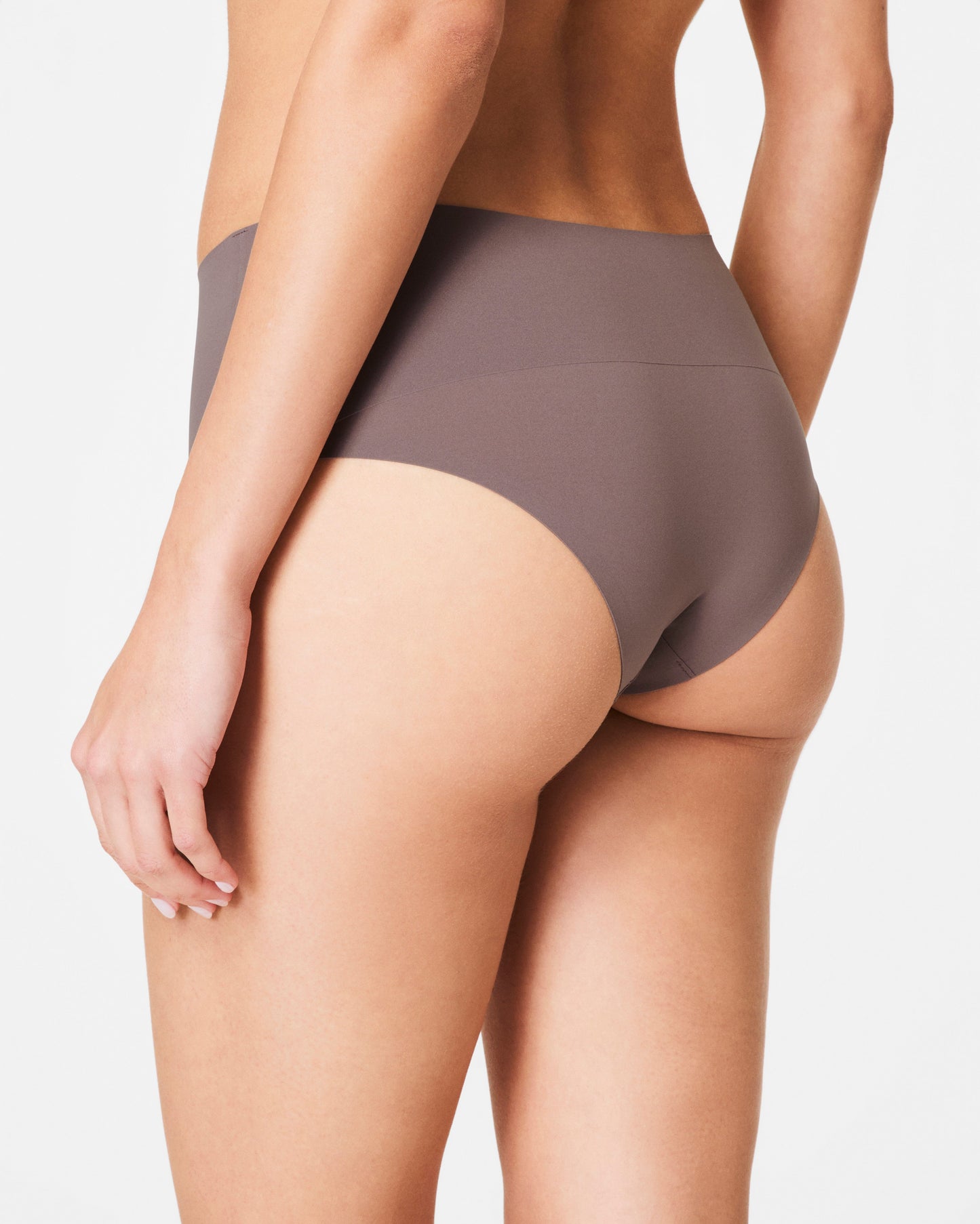 LUKUSAFIsupersmooth™ Undie-tectable® Tanga