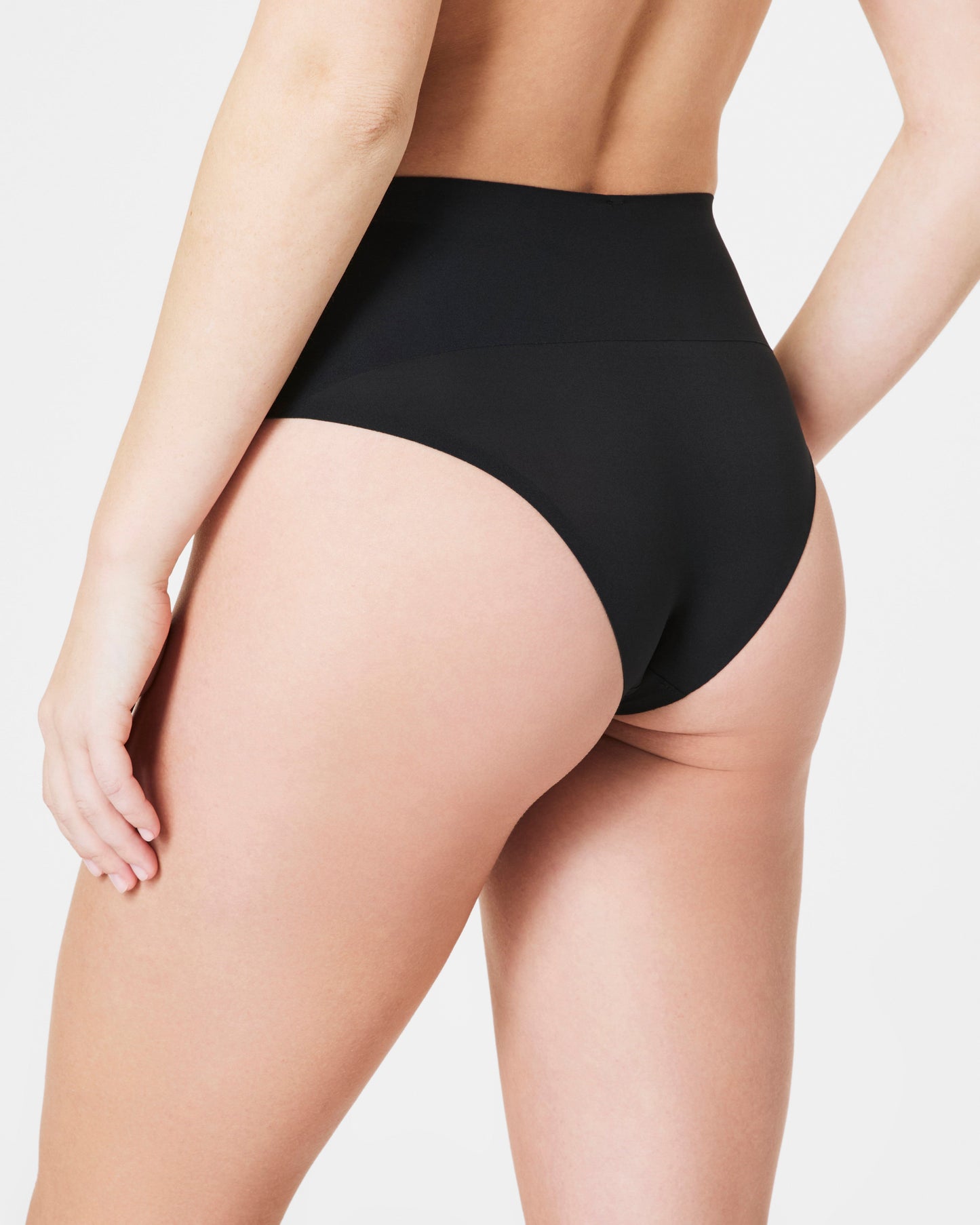LUKUSAFIsupersmooth™ Undie-tectable® Tanga