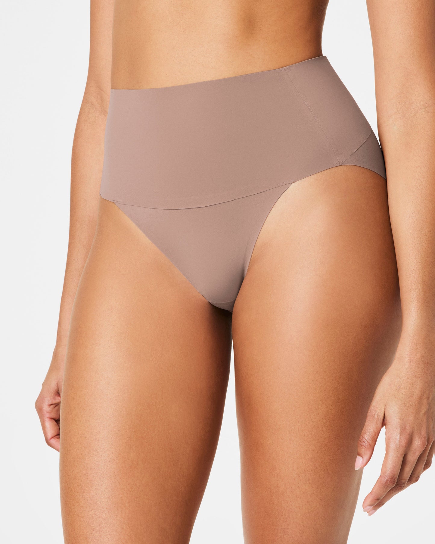 LUKUSAFIsupersmooth™ Undie-tectable® Hi-Leg Brief