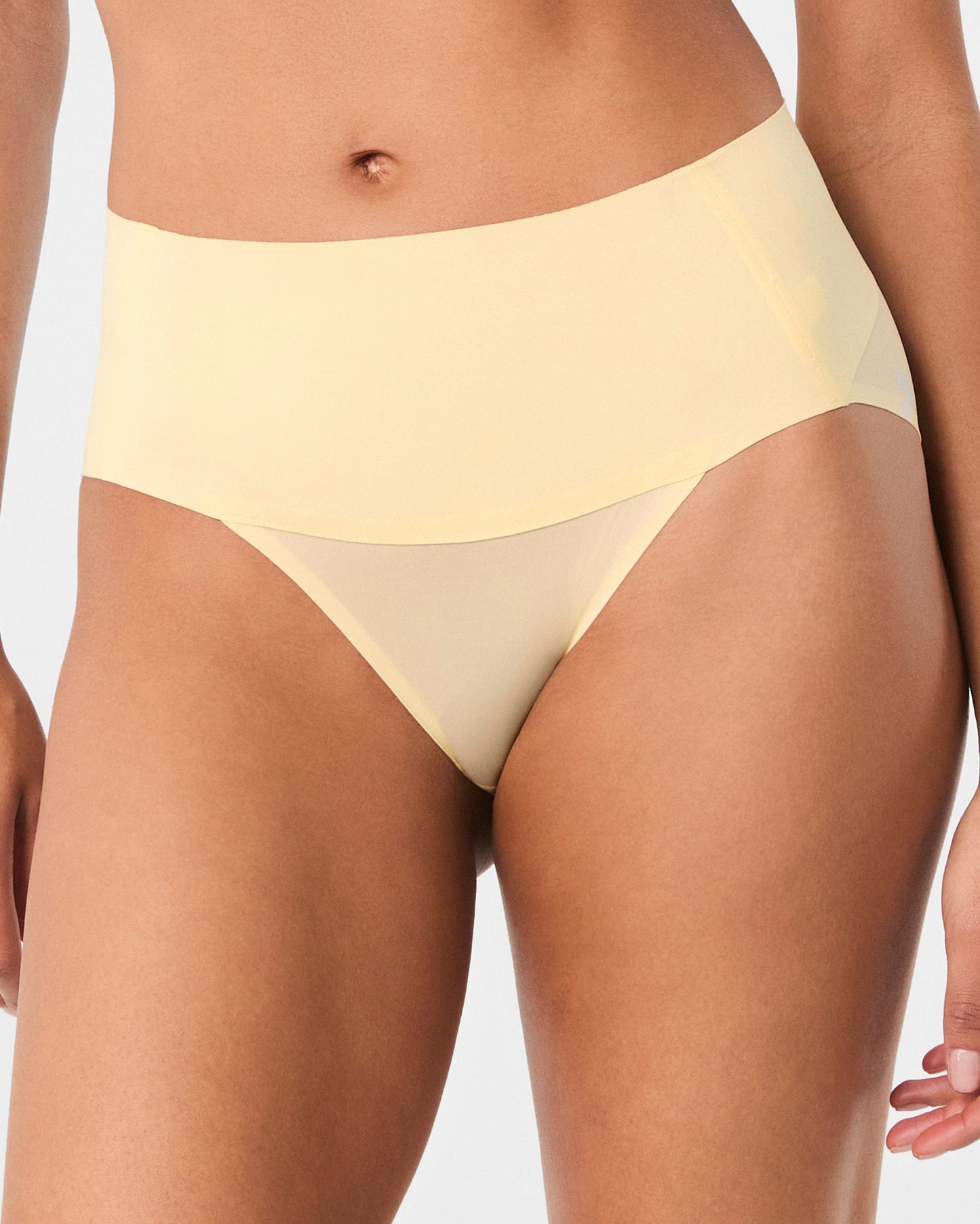 LUKUSAFIsupersmooth™ Undie-tectable® Hi-Leg Brief