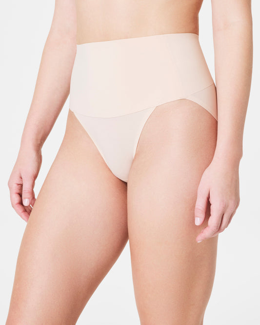 LUKUSAFIsupersmooth™ Undie-tectable® Hi-Leg Brief
