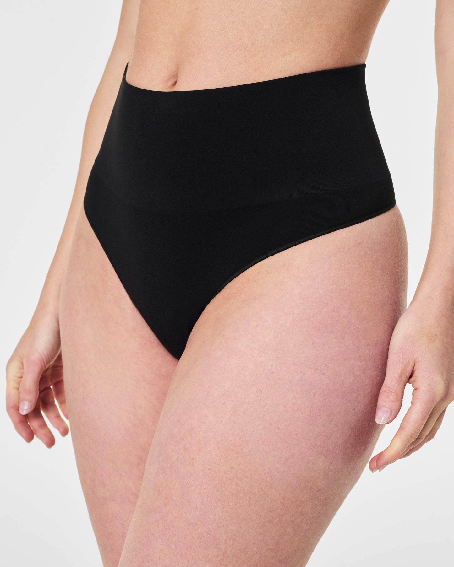 LUKUSAFIshape™ ExtraOrdinary Thong