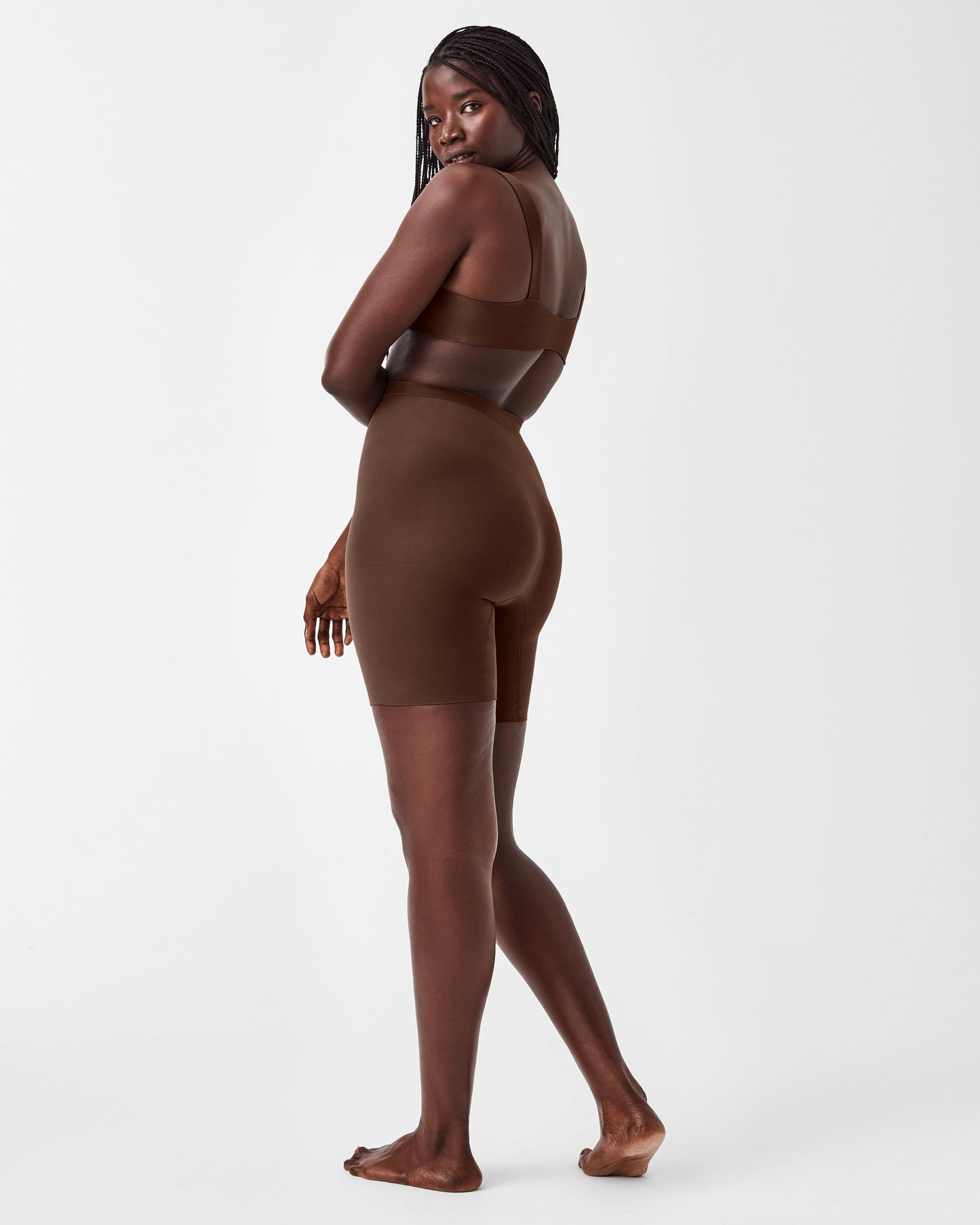 LUKUSAFIsculpt™ Seamless Power Mid-Thigh Short