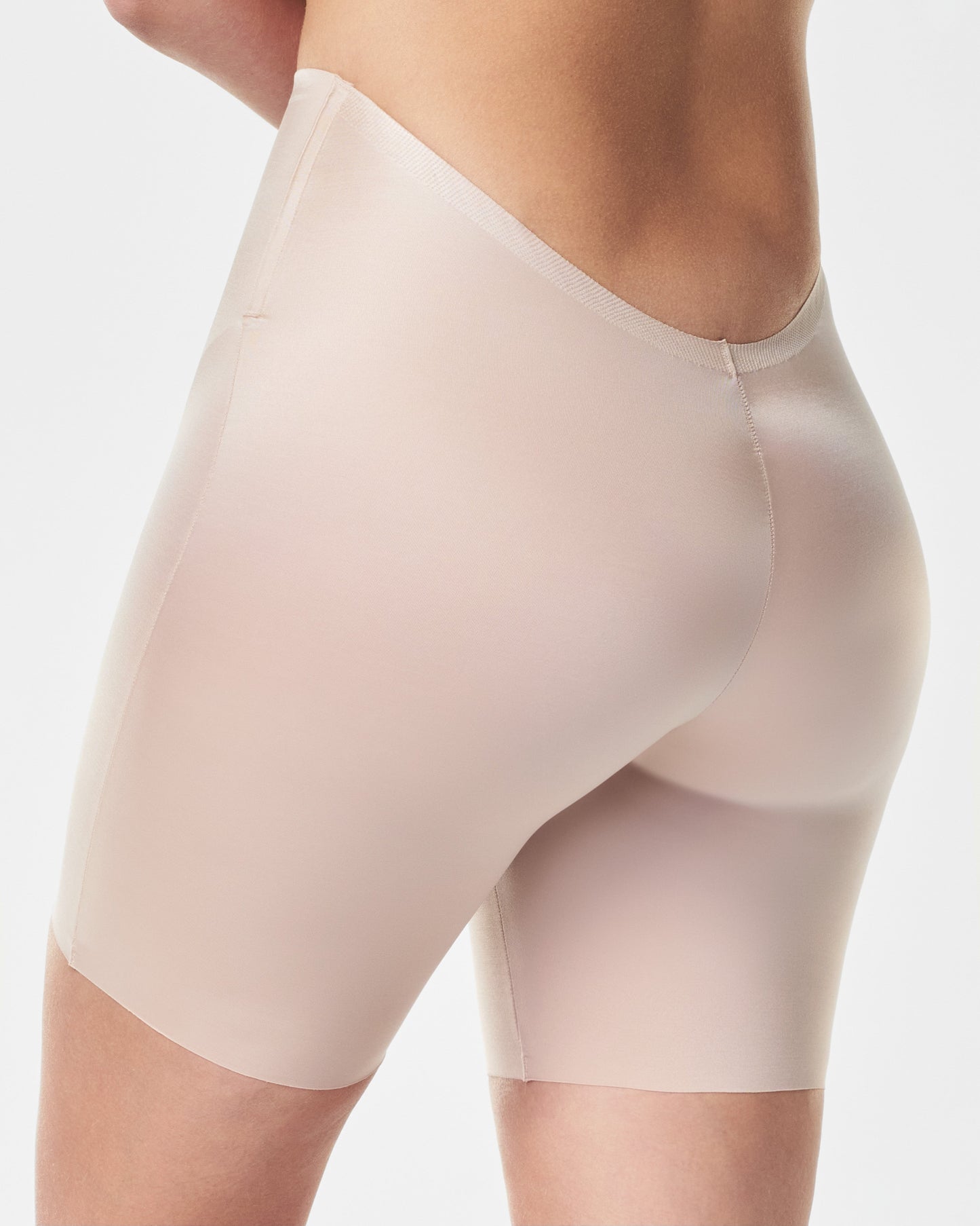 LUKUSAFIsupershape™ Suit Your Fancy Low-Back Mid-Thigh Short