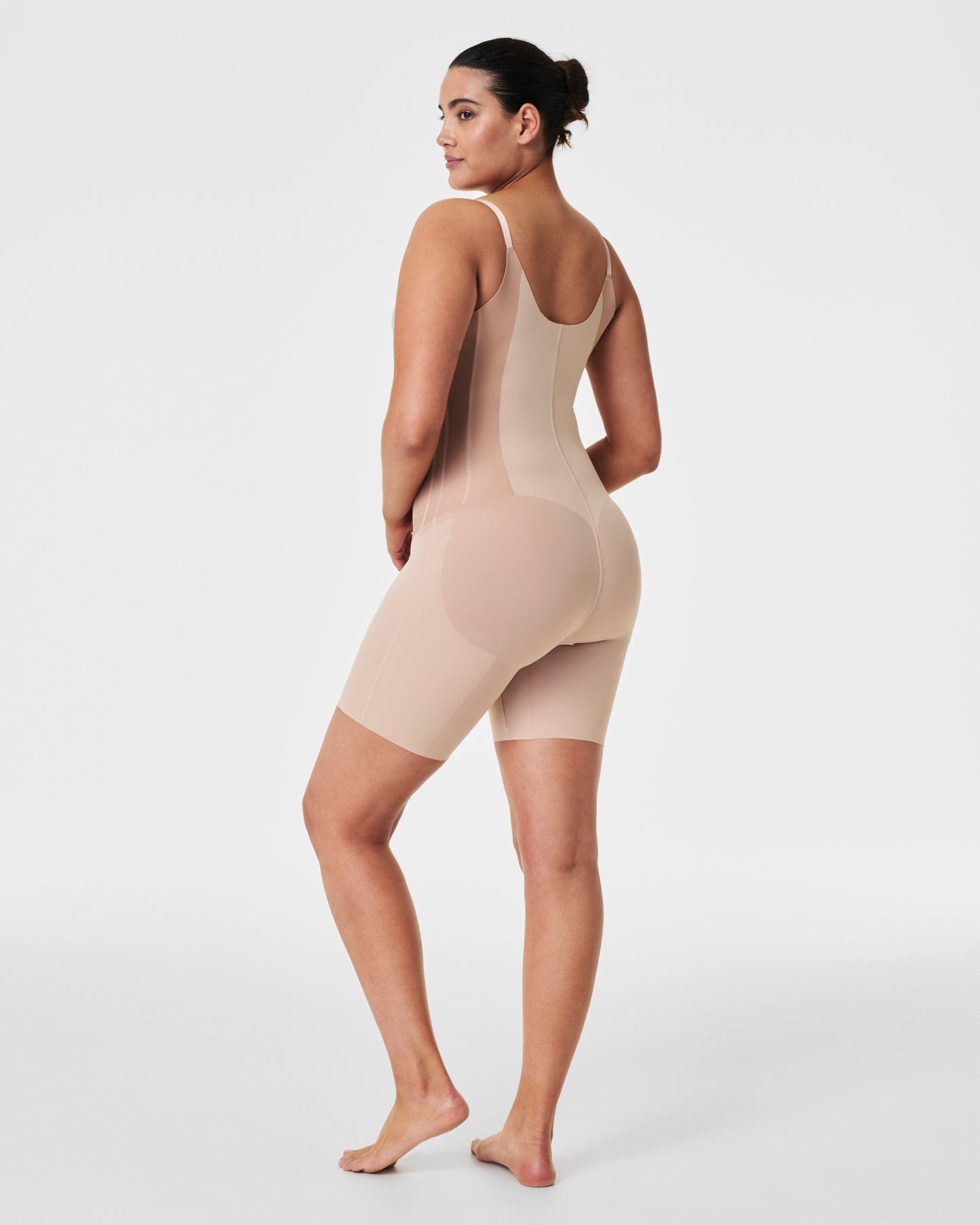 LUKUSAFIsupersculpt™ TotalContour Open-Bust Mid-Thigh Bodysuit