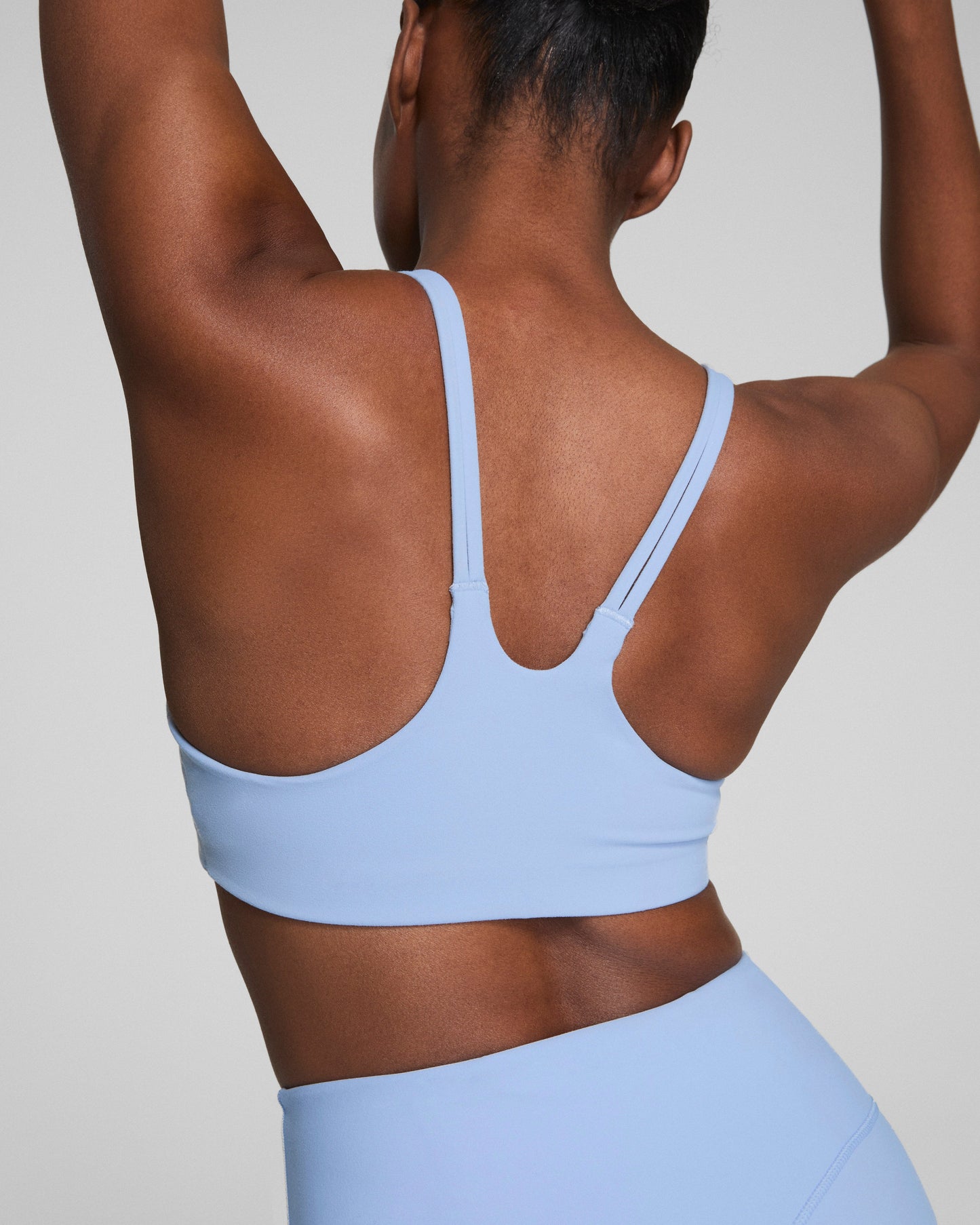 LUKUSAFIsmooth™ OnForm Low Impact Sports Bra