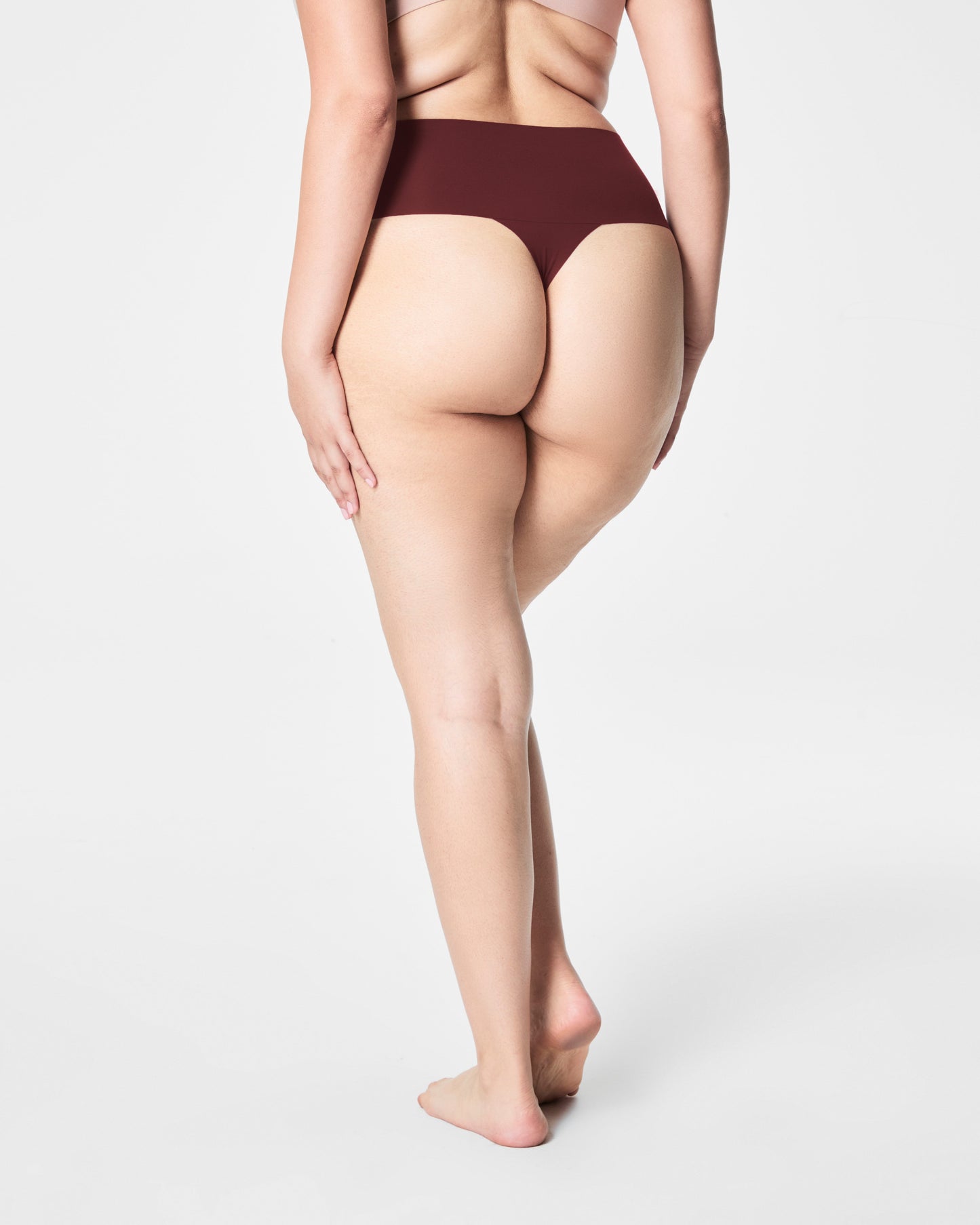 LUKUSAFIsupersmooth™ Undie-tectable® Thong