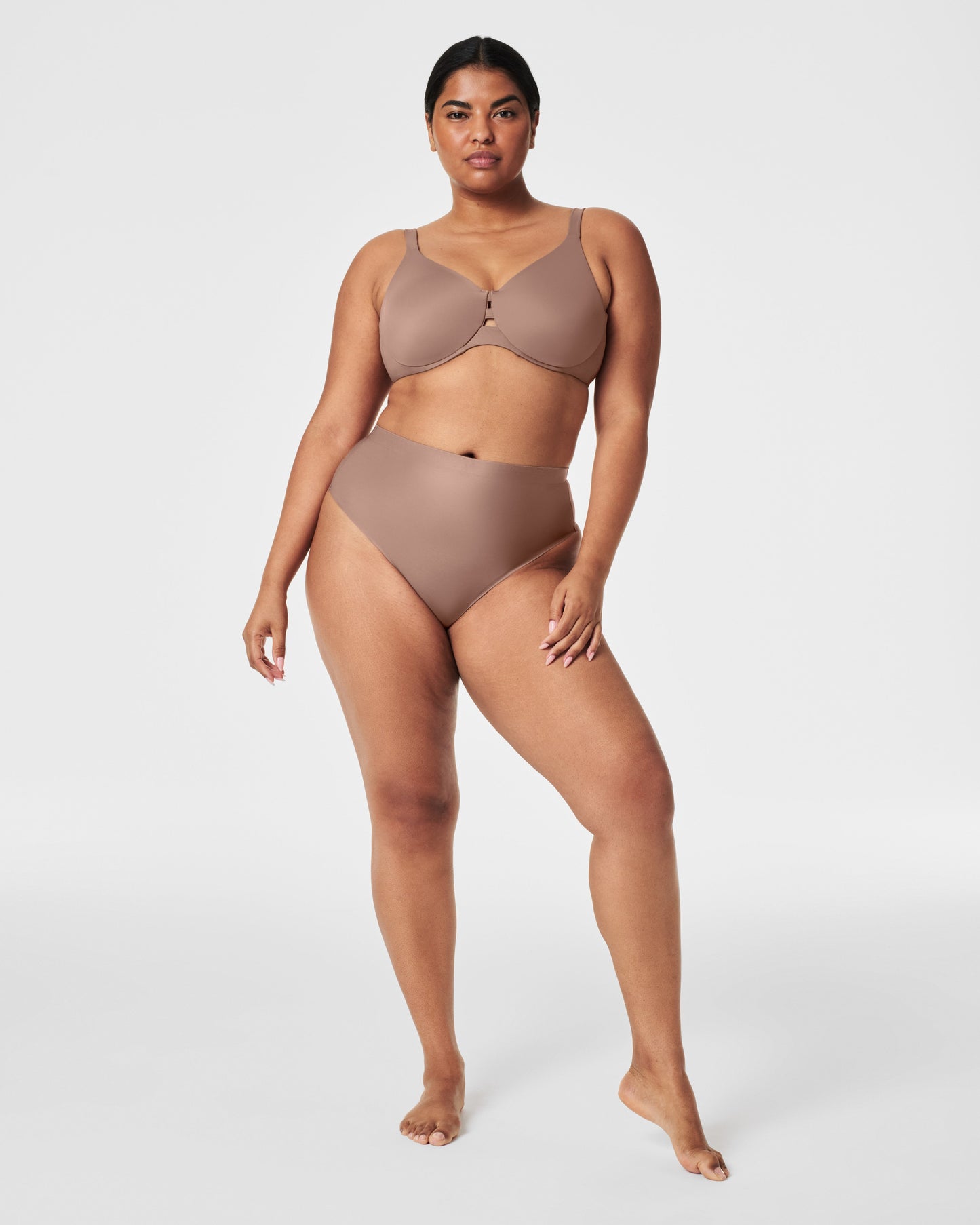 LUKUSAFIshape™ Sheer Control Thong