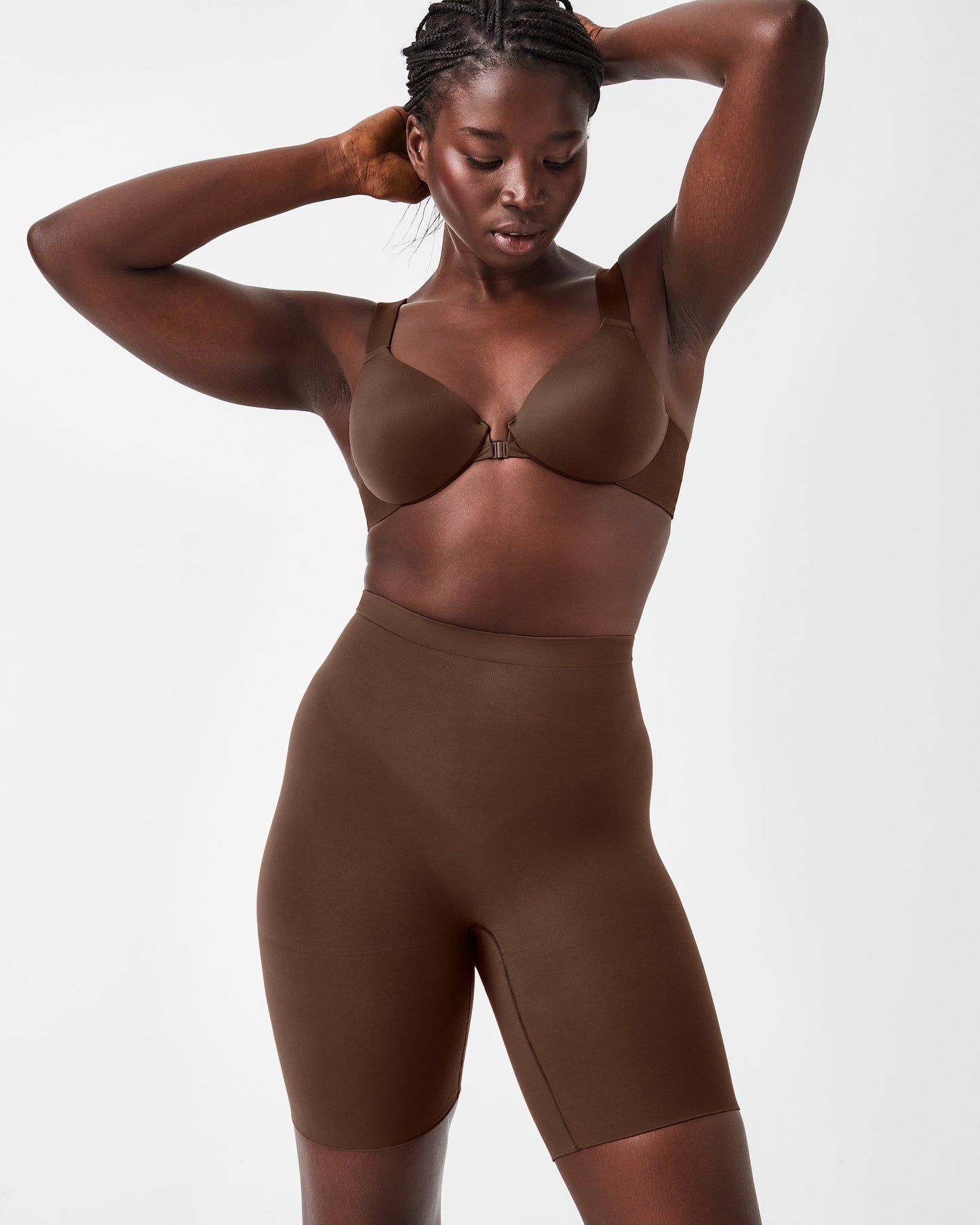 LUKUSAFIsculpt™ Seamless Power Mid-Thigh Short