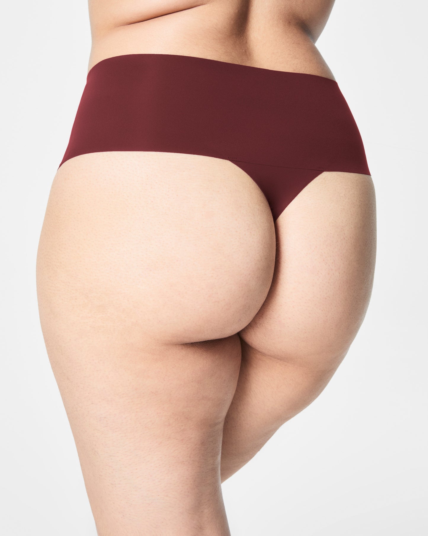 LUKUSAFIsupersmooth™ Undie-tectable® Thong